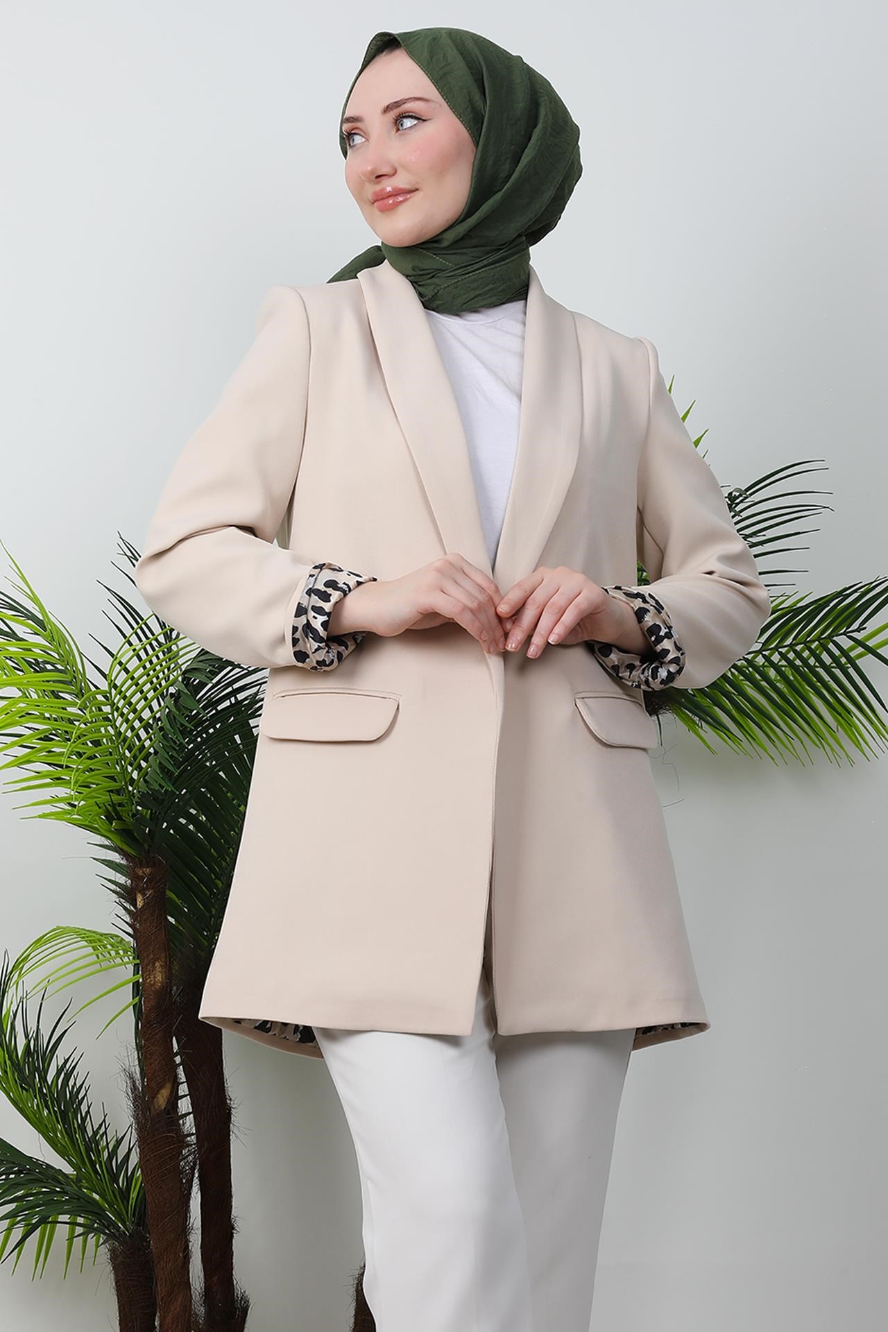 Leopar Astarlı Ceket Krem