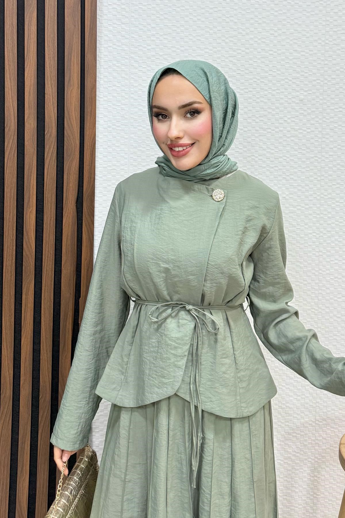 Leya Broş Düğme Takım Mint