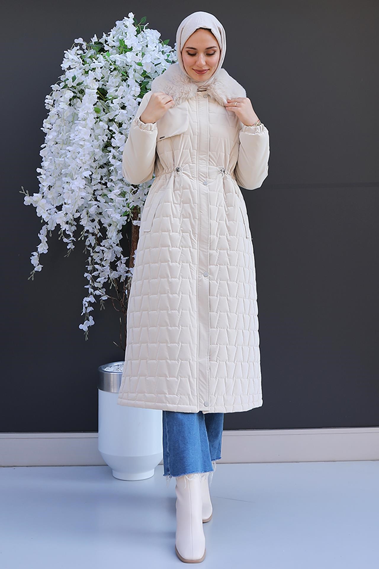 Lotus Mont Krem