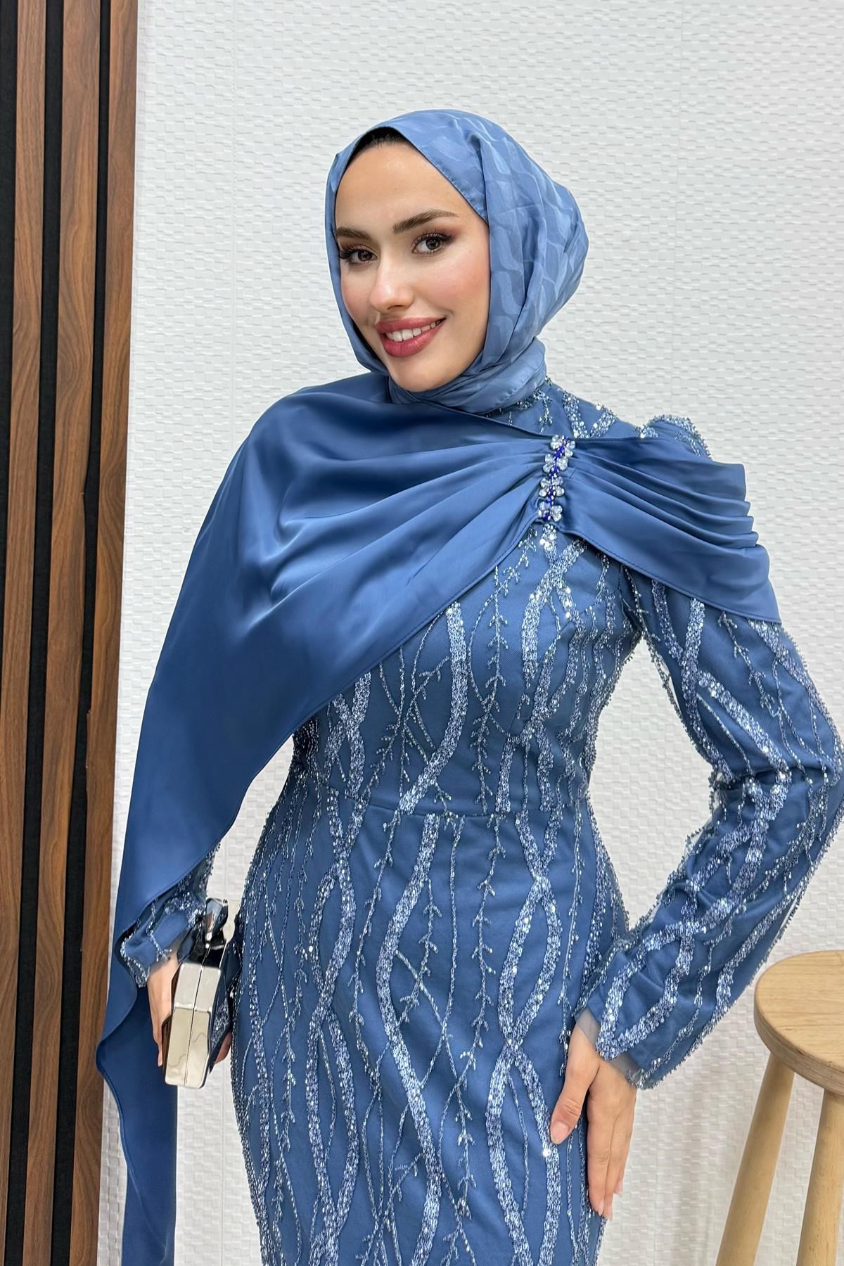 Meral Saten Abiye İndigo
