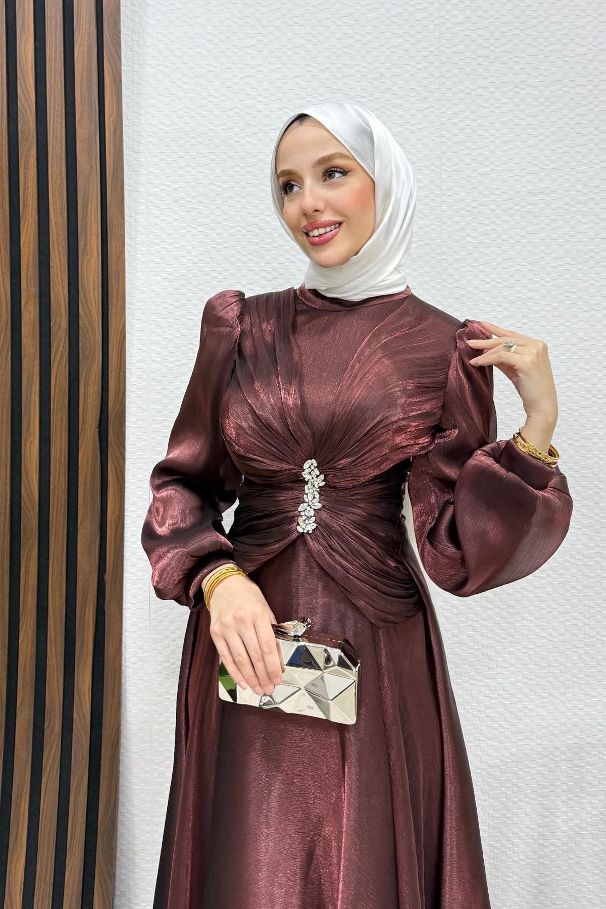 Miona Yoryo Abiye Vişne