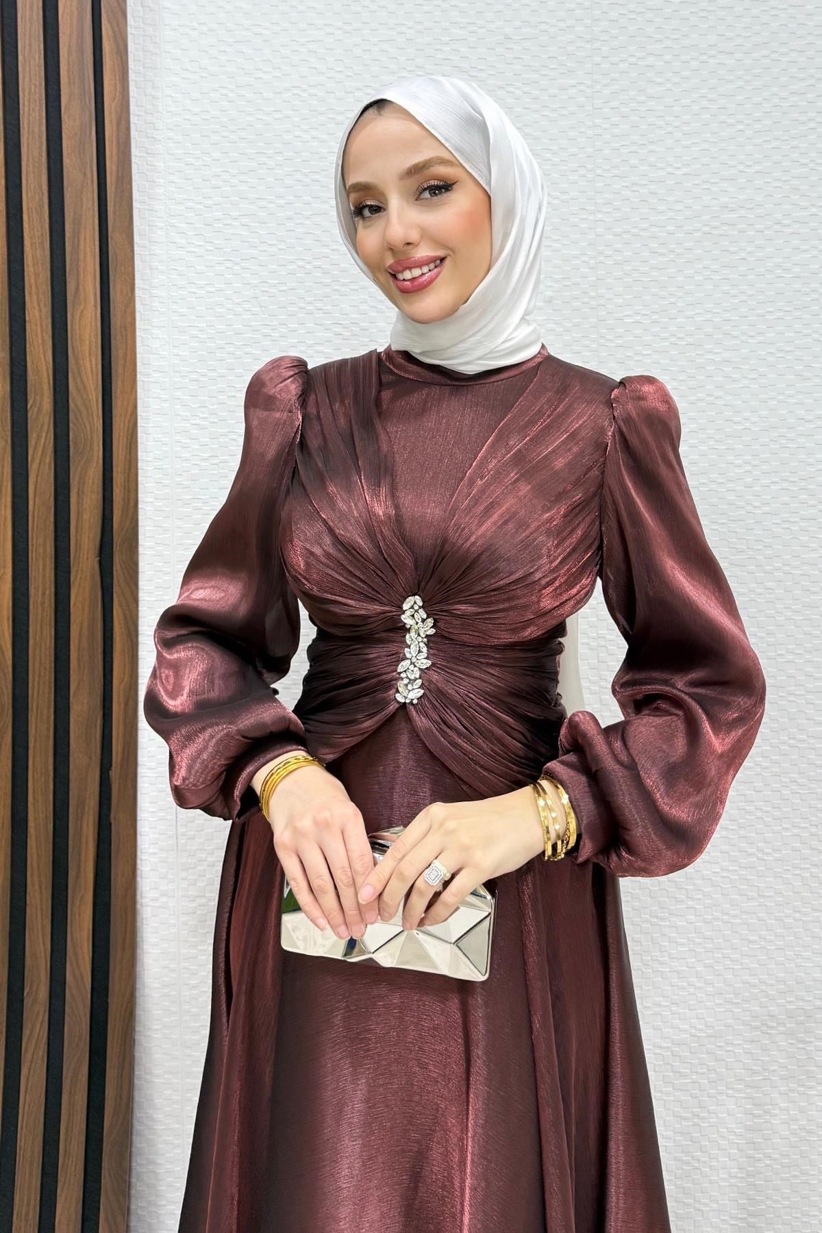 Miona Yoryo Abiye Vişne