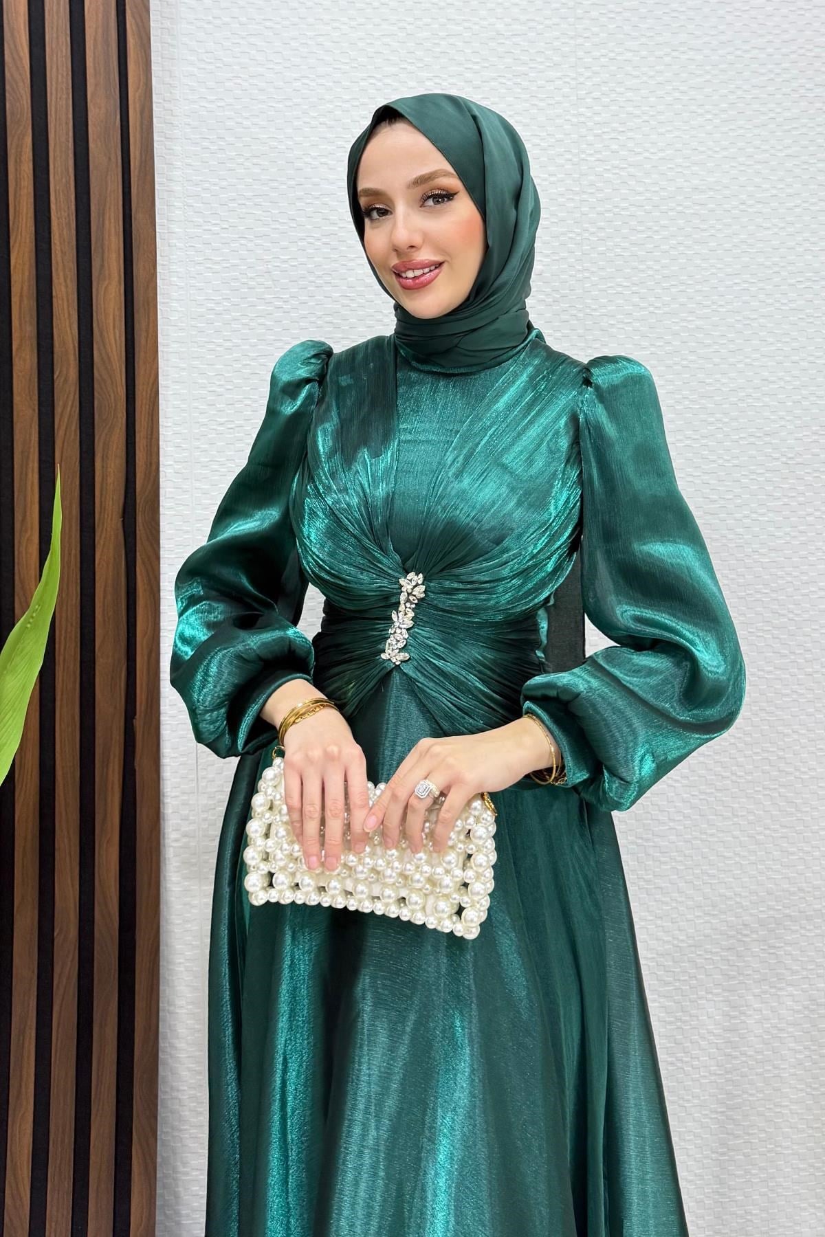 Miona Yoryo Abiye Zümrüt