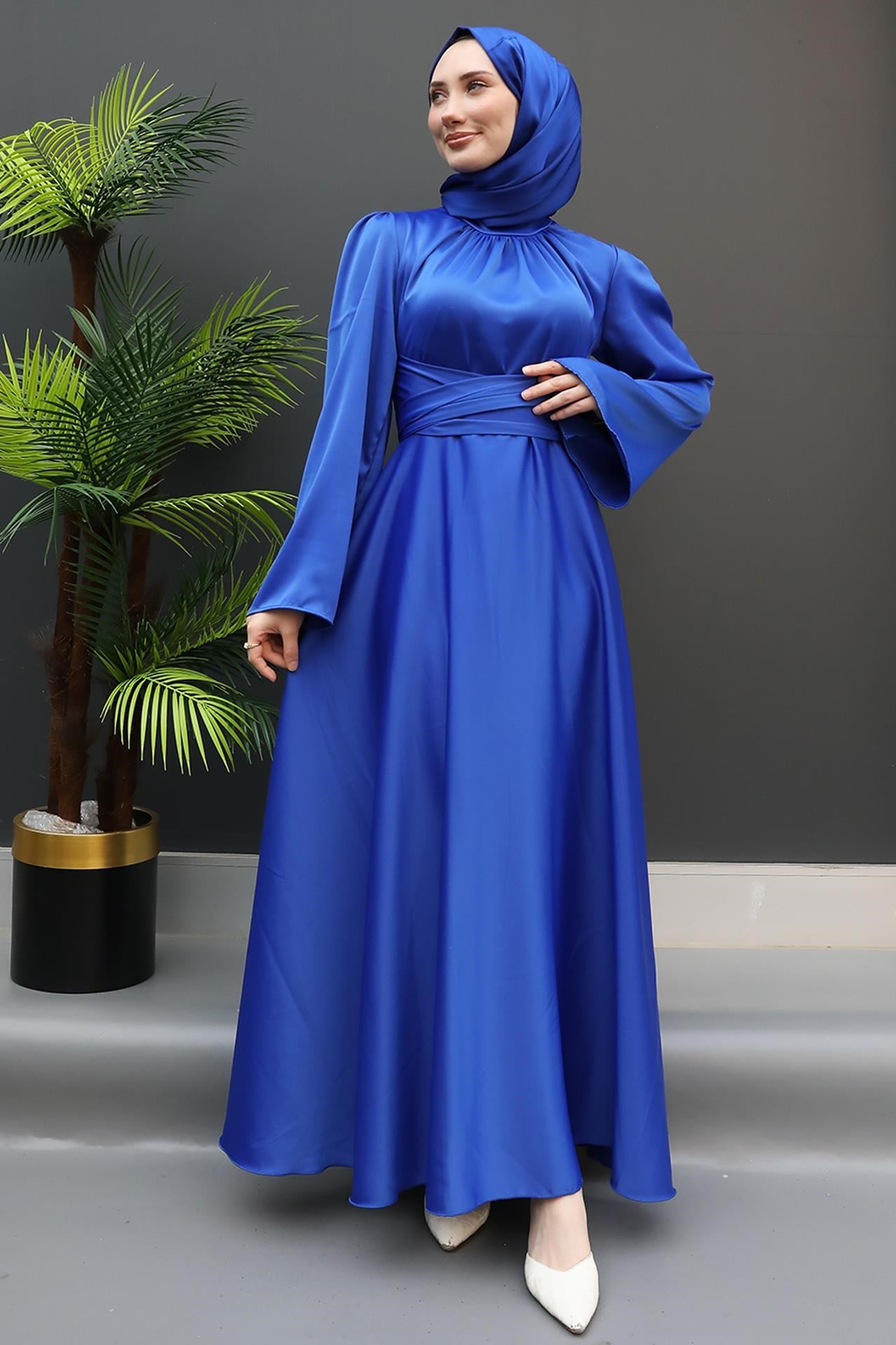 Nazlı Tesettür Elbise Saks