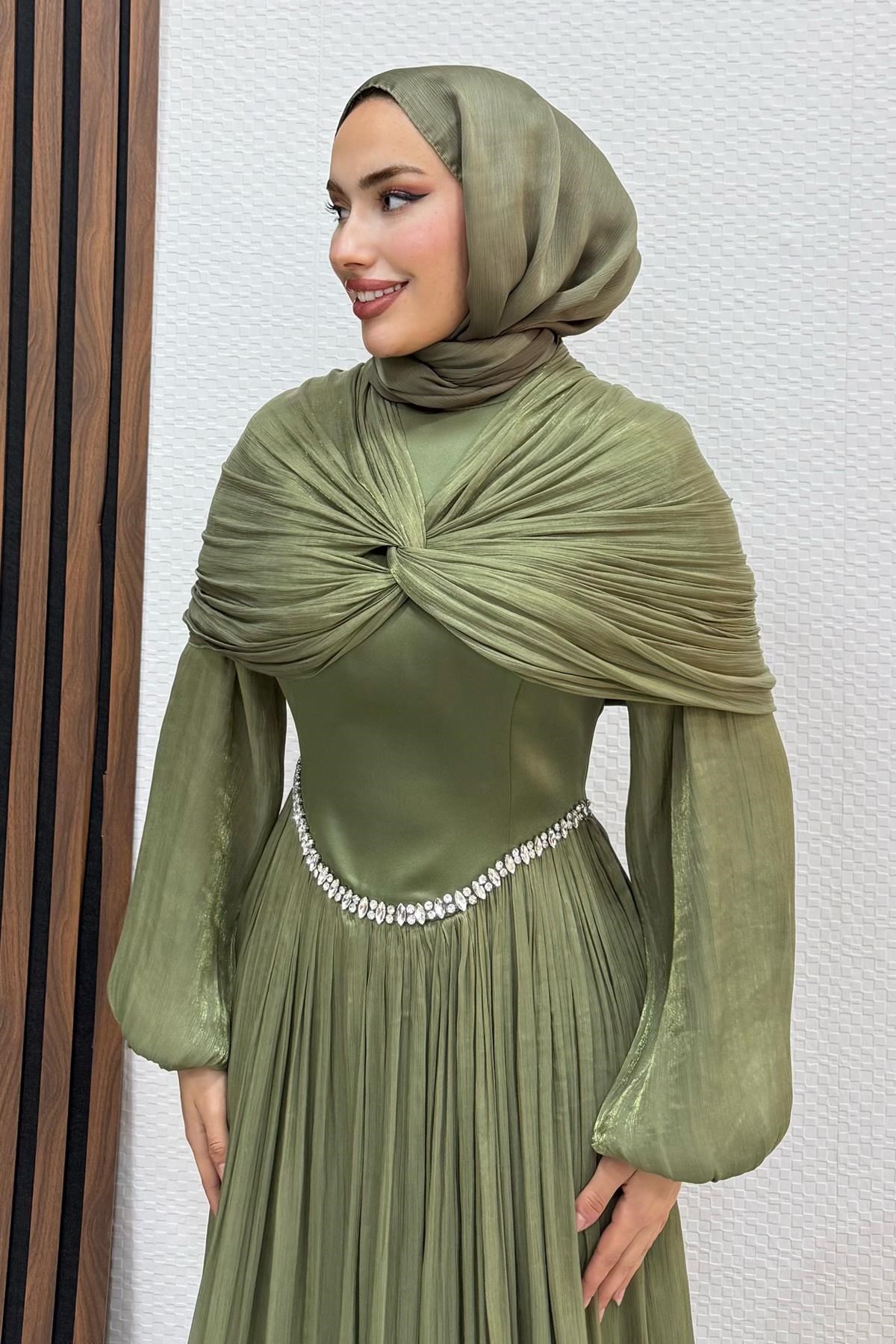 Nina Yoryo Abiye Haki