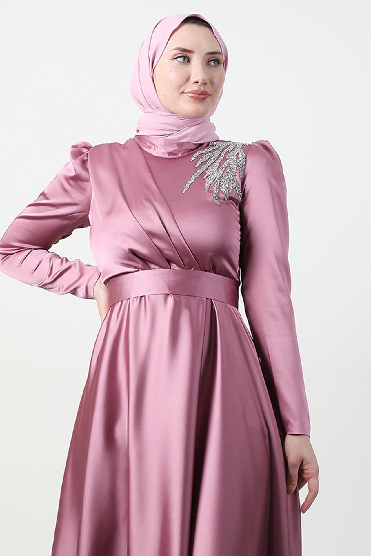 Omzu Taşlı Saten Abiye Koyu Pembe