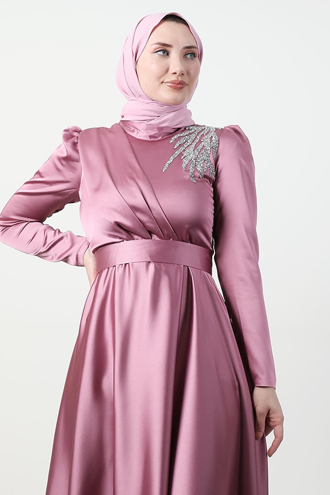 Omzu Taşlı Saten Abiye Koyu Pembe