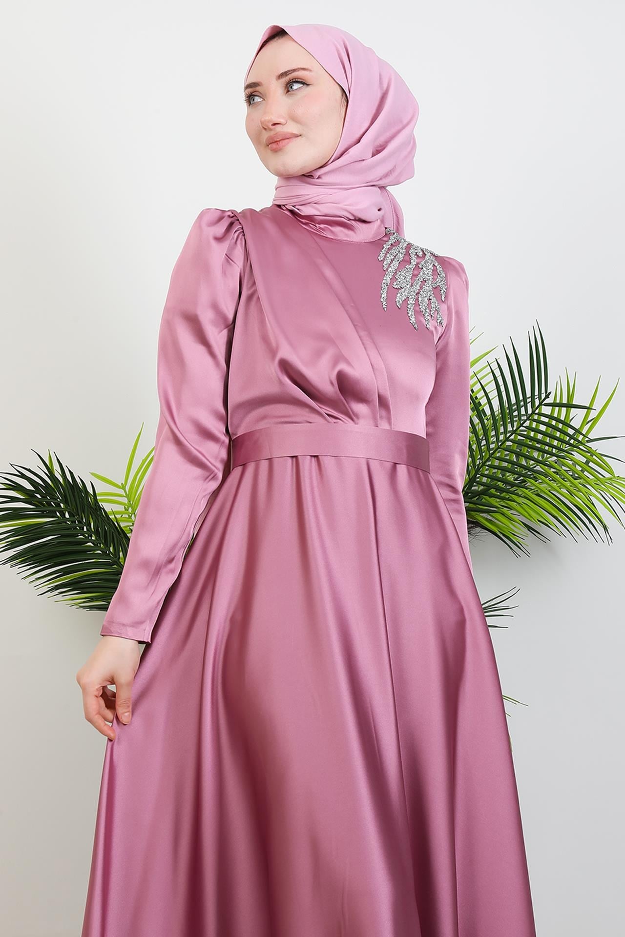 Omzu Taşlı Saten Abiye Koyu Pembe