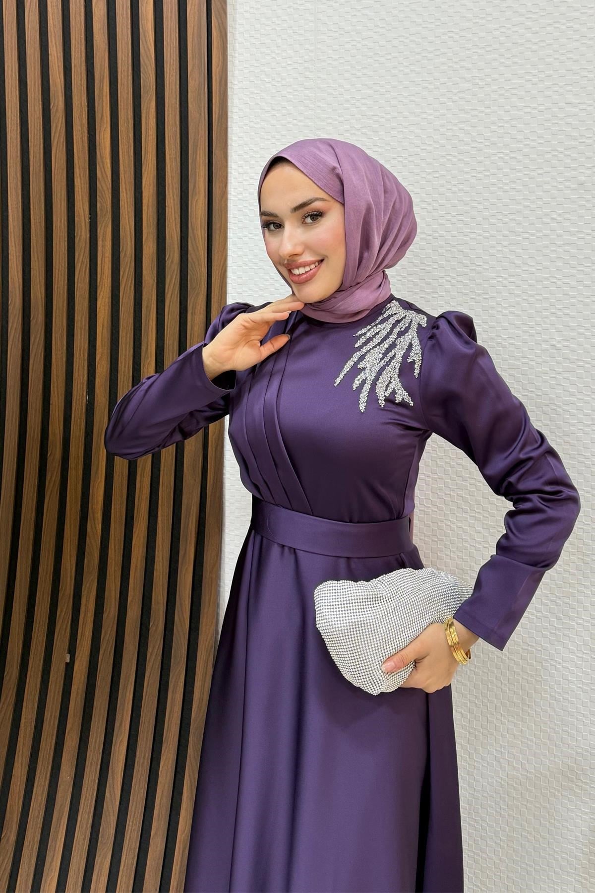 Omzu Taşlı Saten Abiye Mor