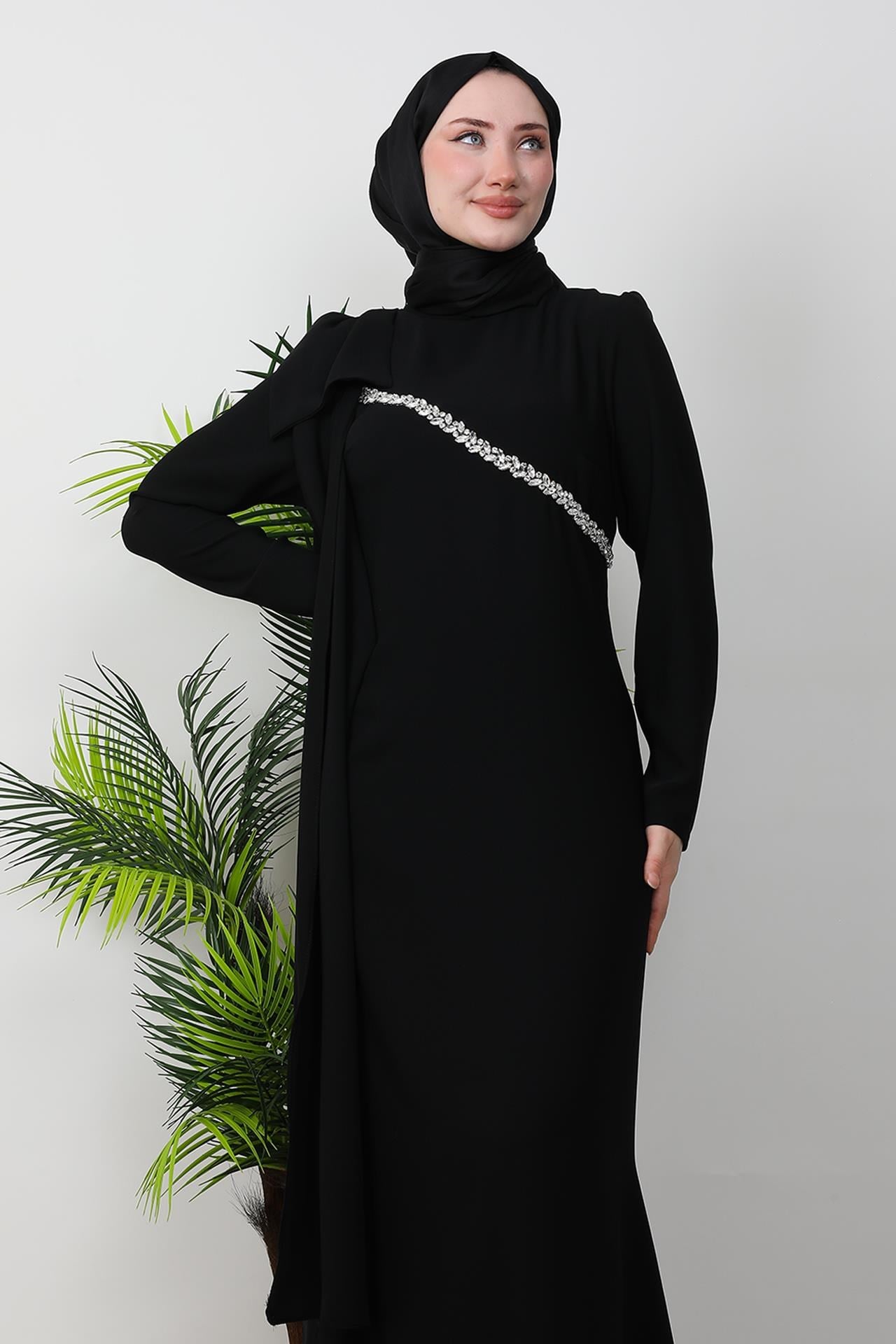 Özün Taşlı Abiye Siyah