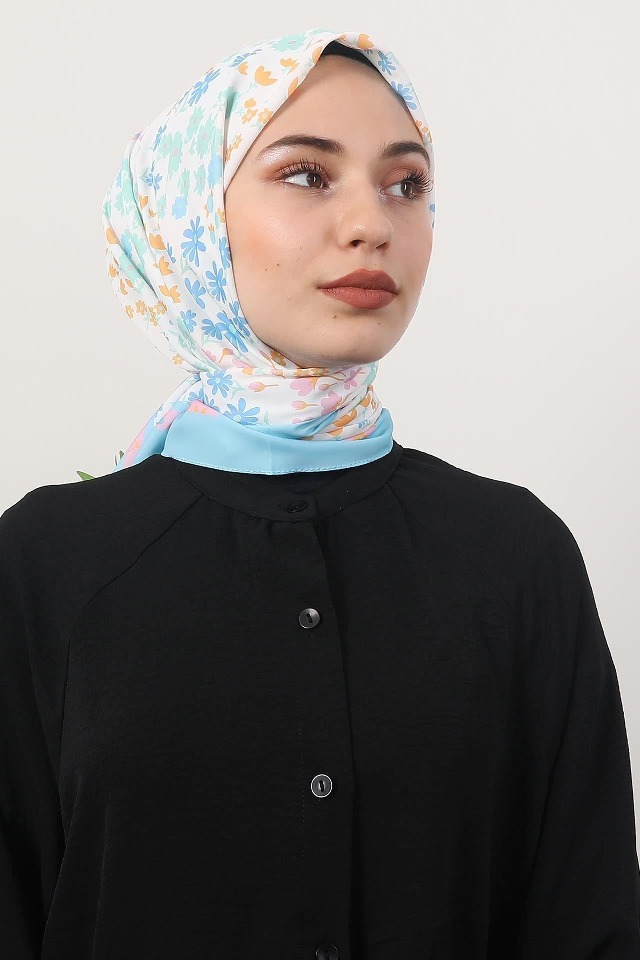Papatya Desenli Eşarp Bebe Mavi