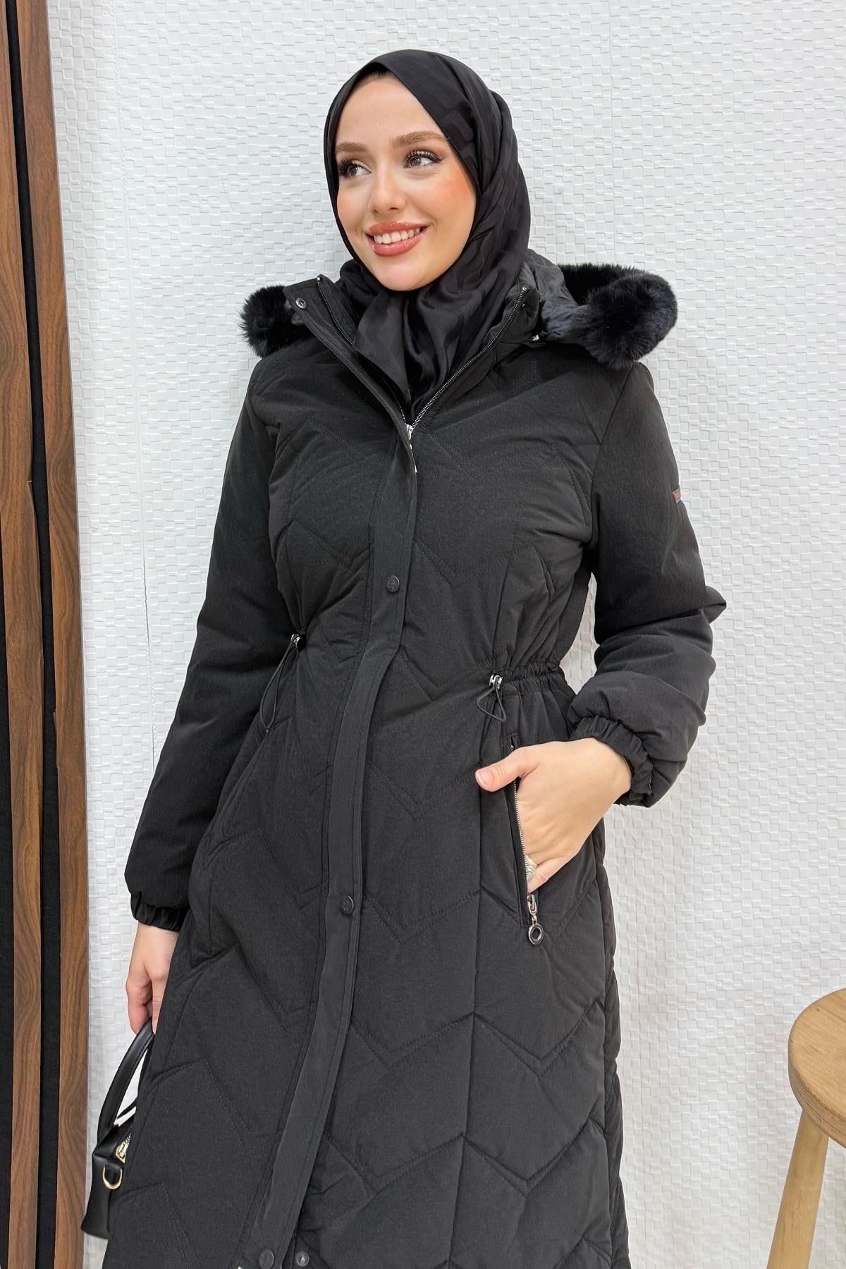 Pelit Kapitone Mont Siyah