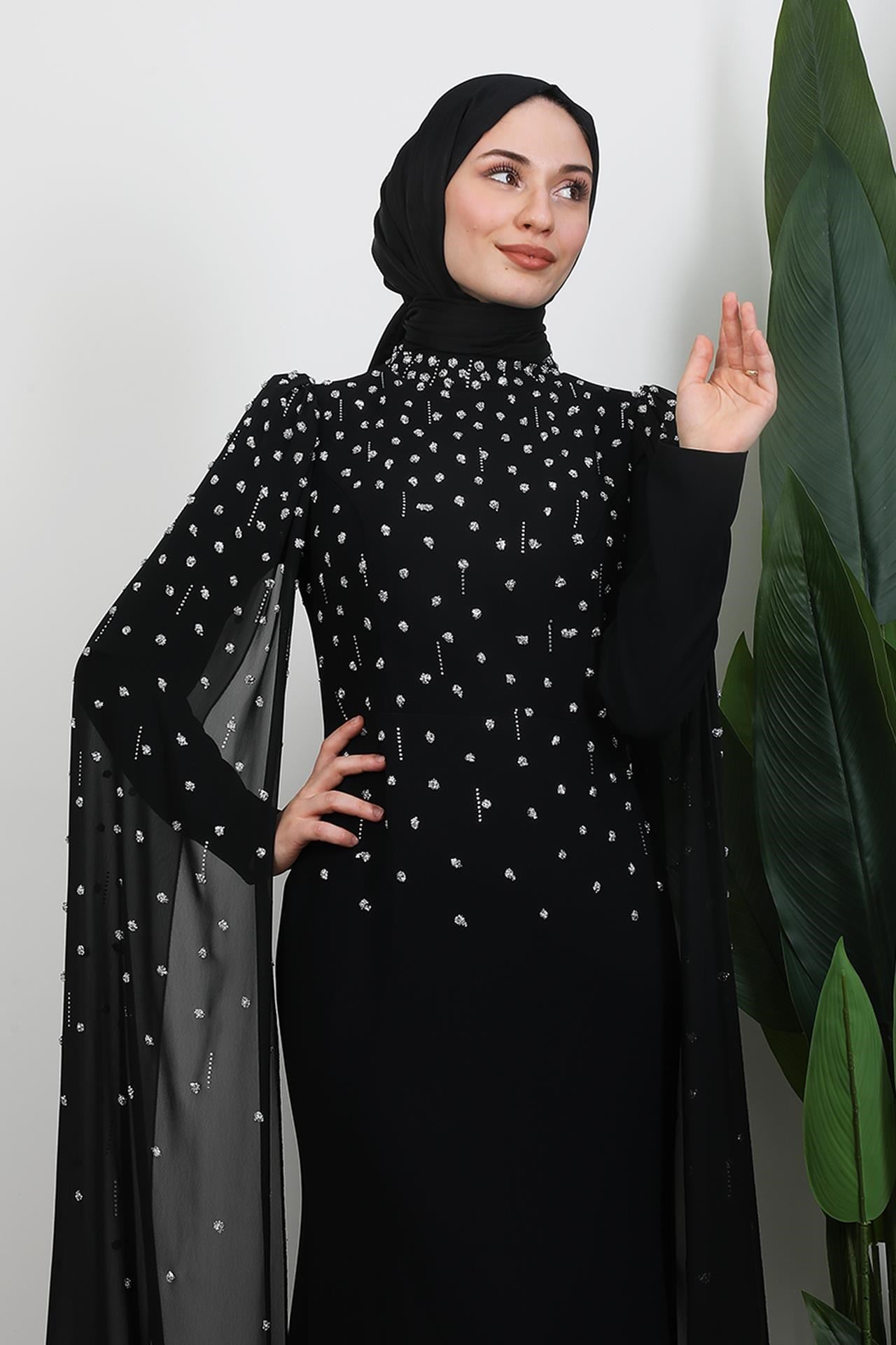 Perihan Taşlı Abiye Siyah
