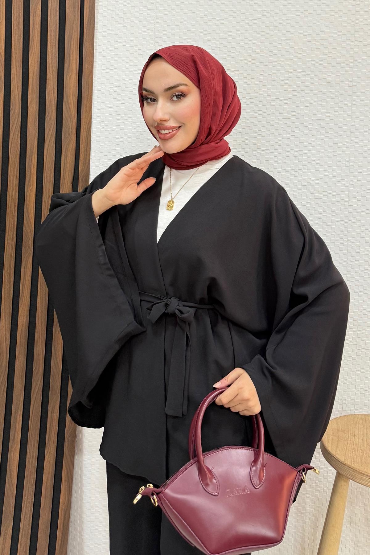 Salaş Model Takım Siyah
