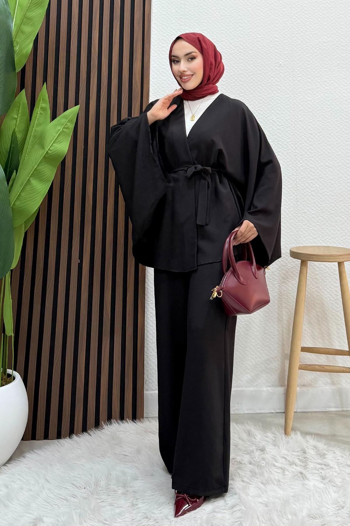 Salaş Model Takım Siyah
