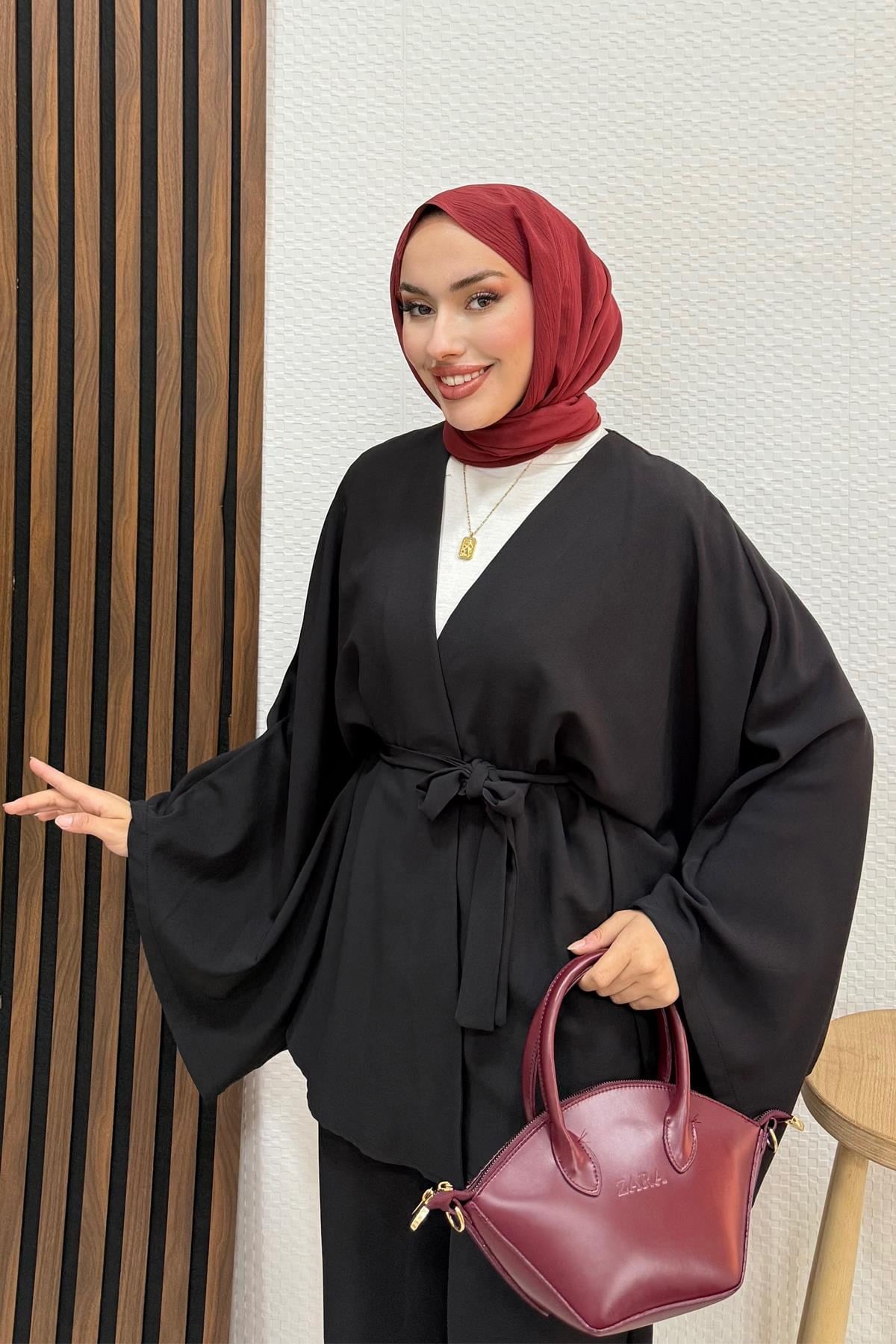 Salaş Model Takım Siyah