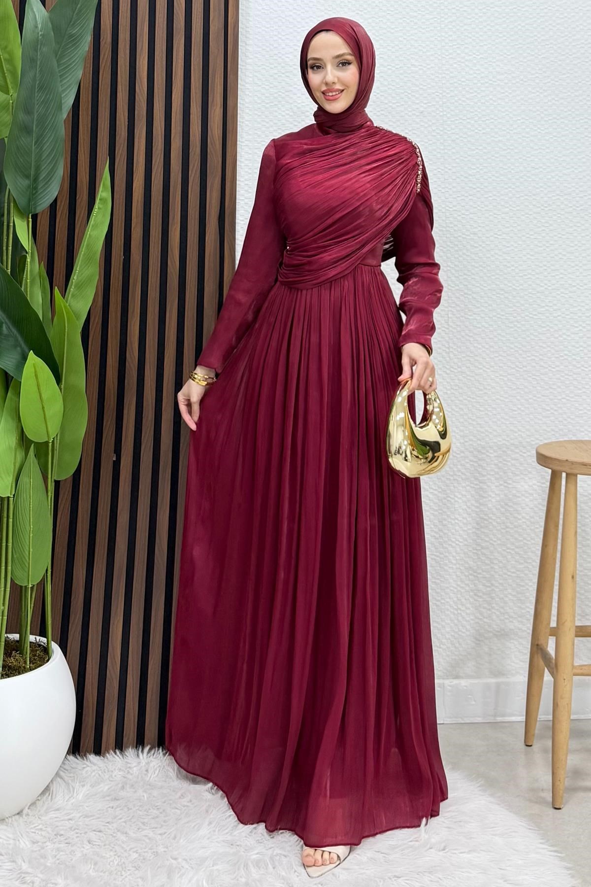Sanya Yoryo Abiye Bordo