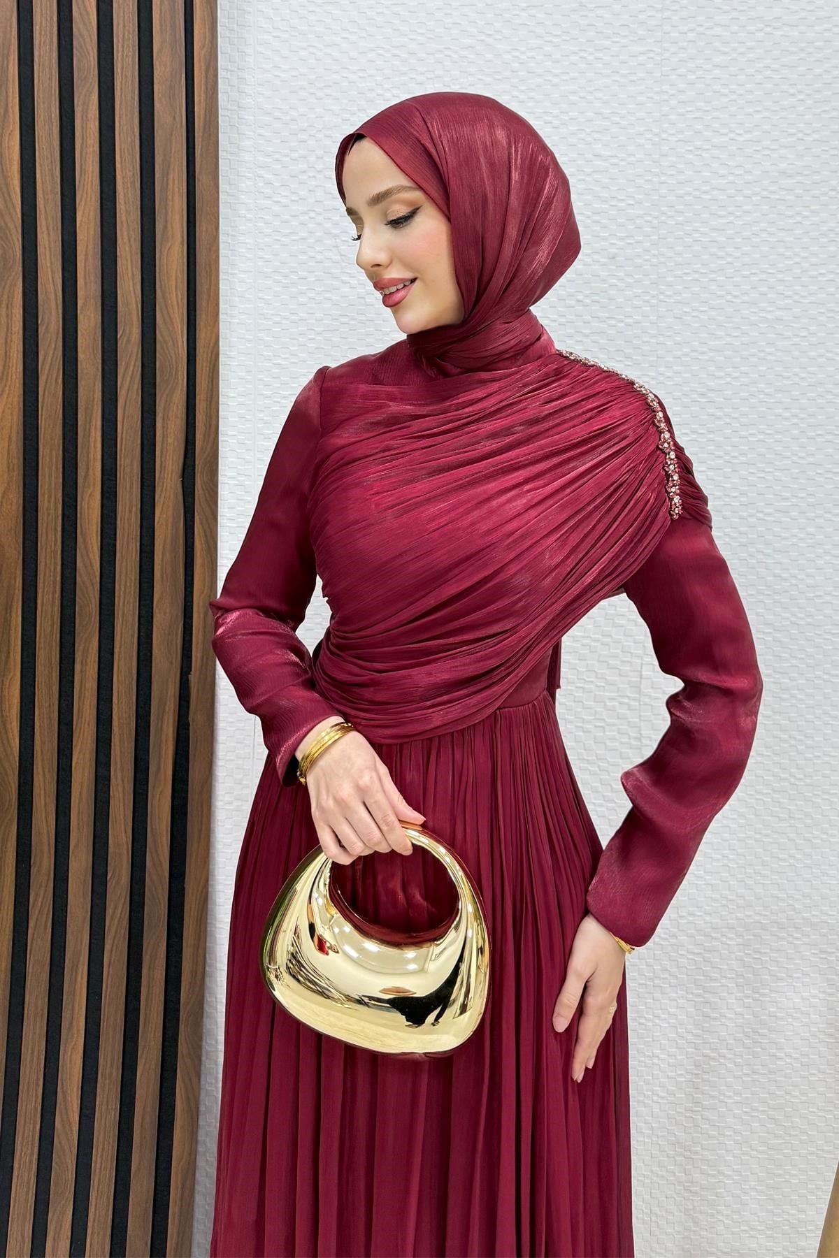 Sanya Yoryo Abiye Bordo