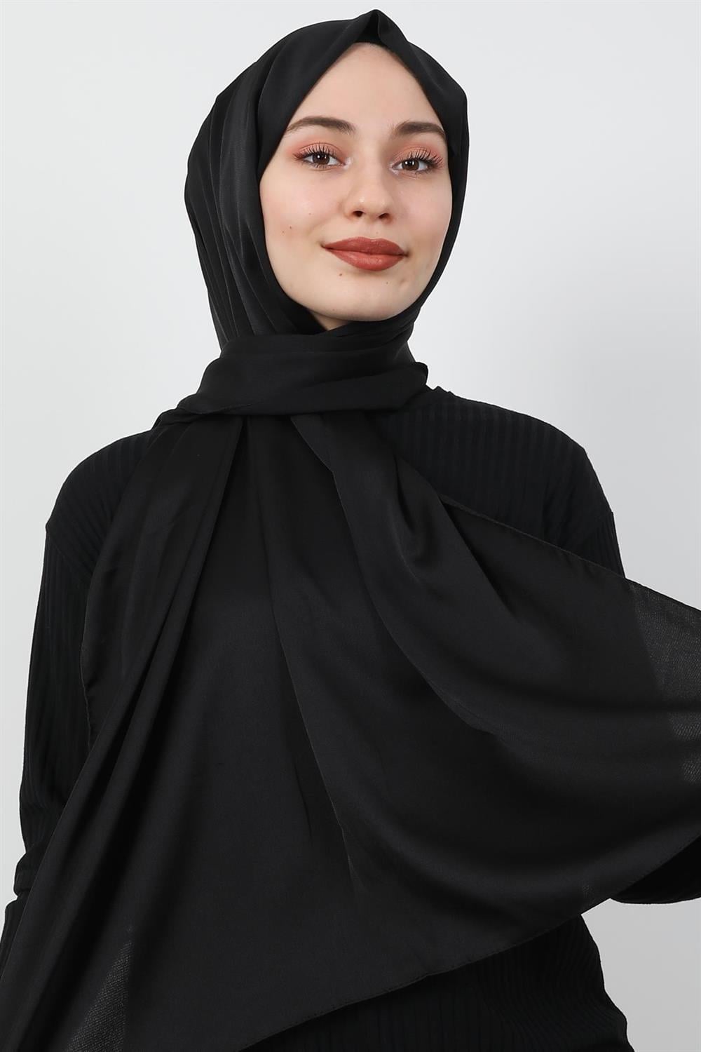 Saten İpek Şal Siyah