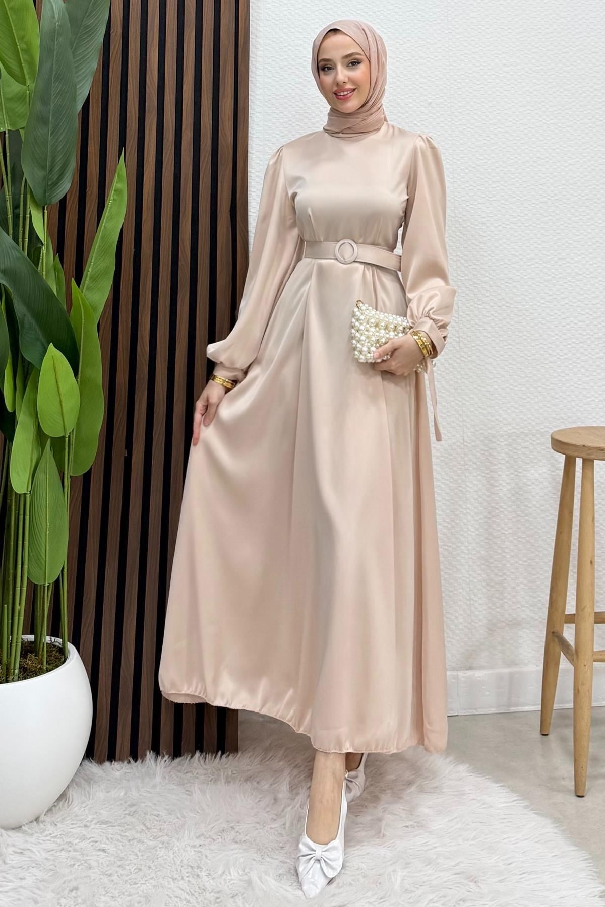 Saten Kemerli Elbise Gold