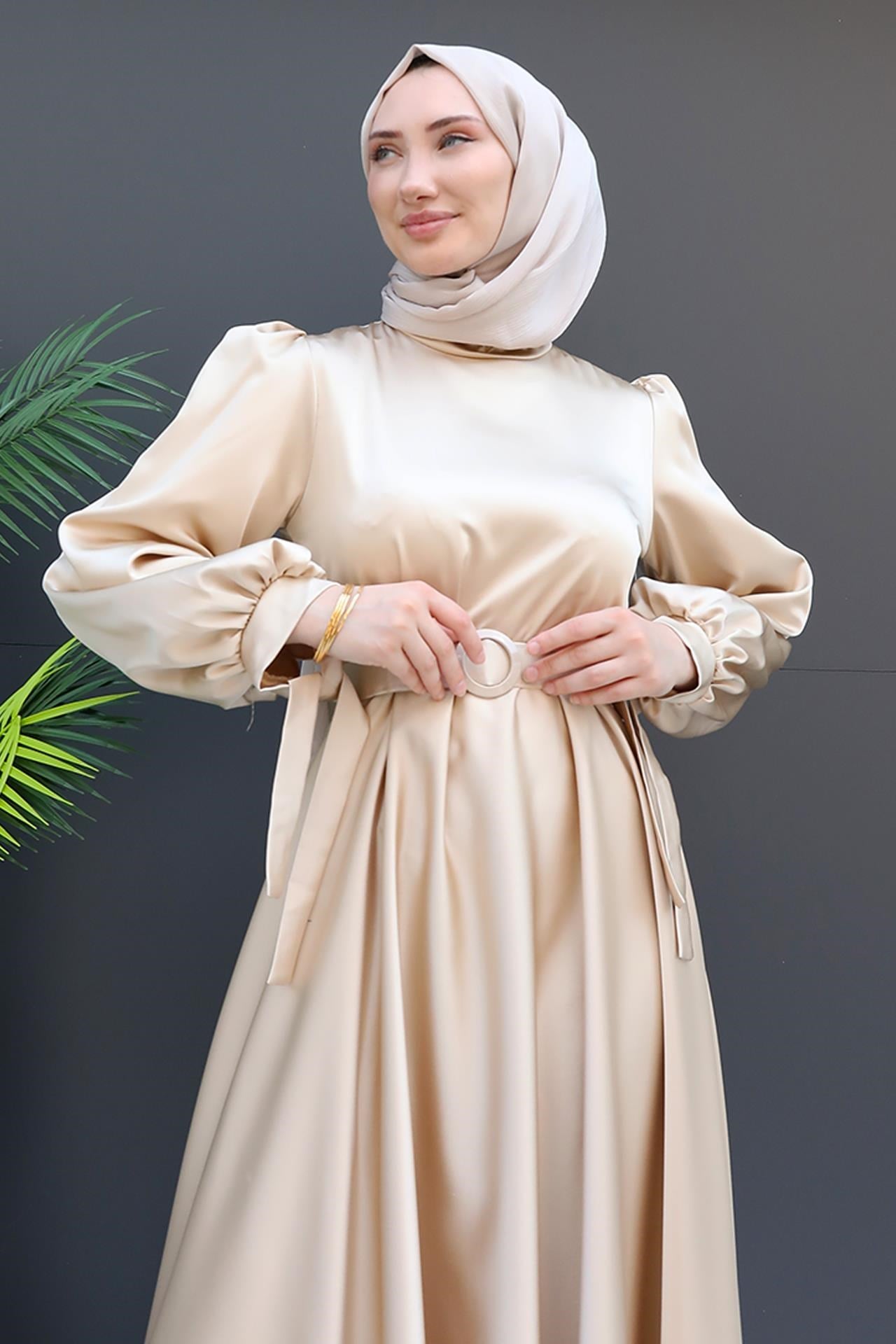 Saten Kemerli Elbise Gold