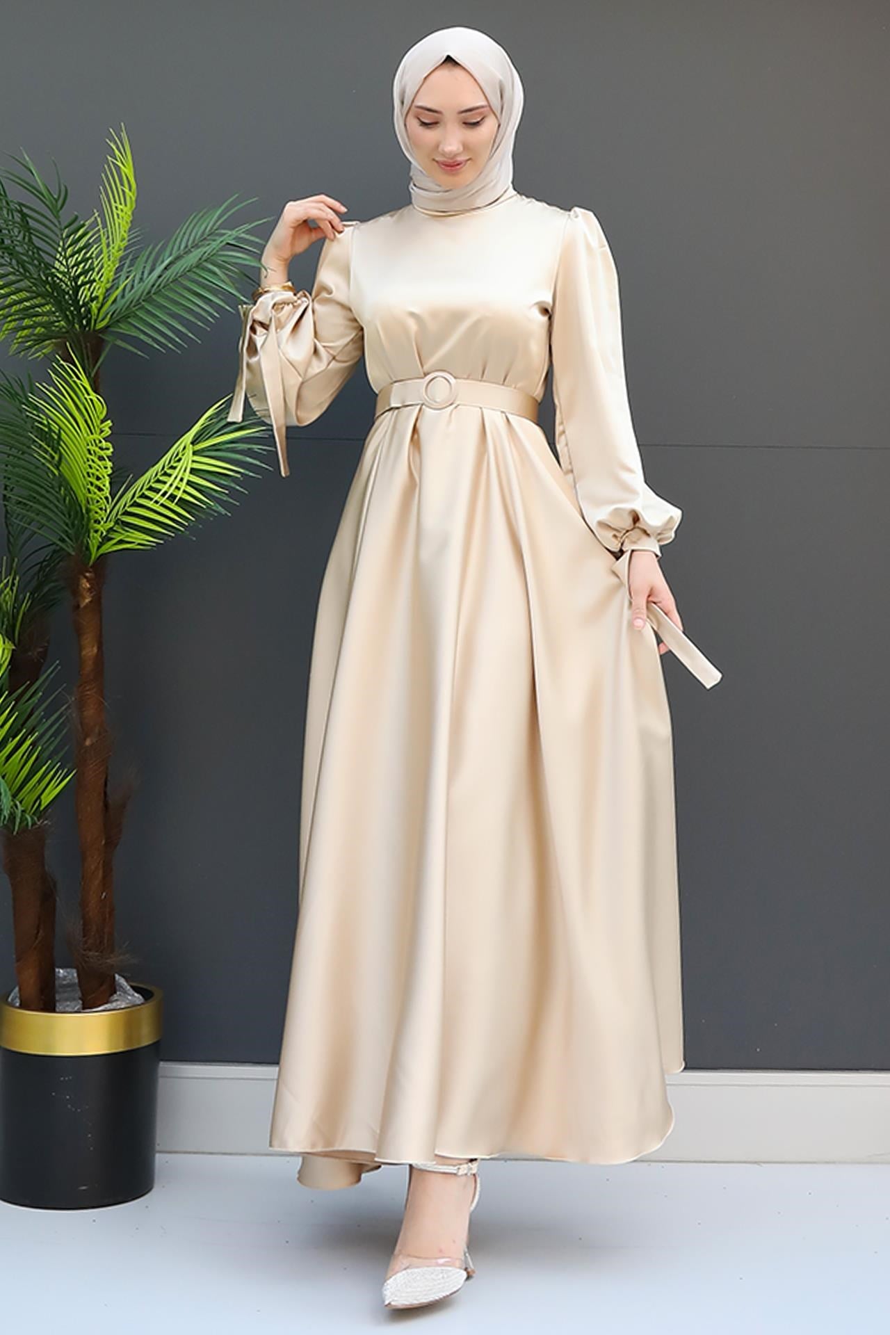 Saten Kemerli Elbise Gold