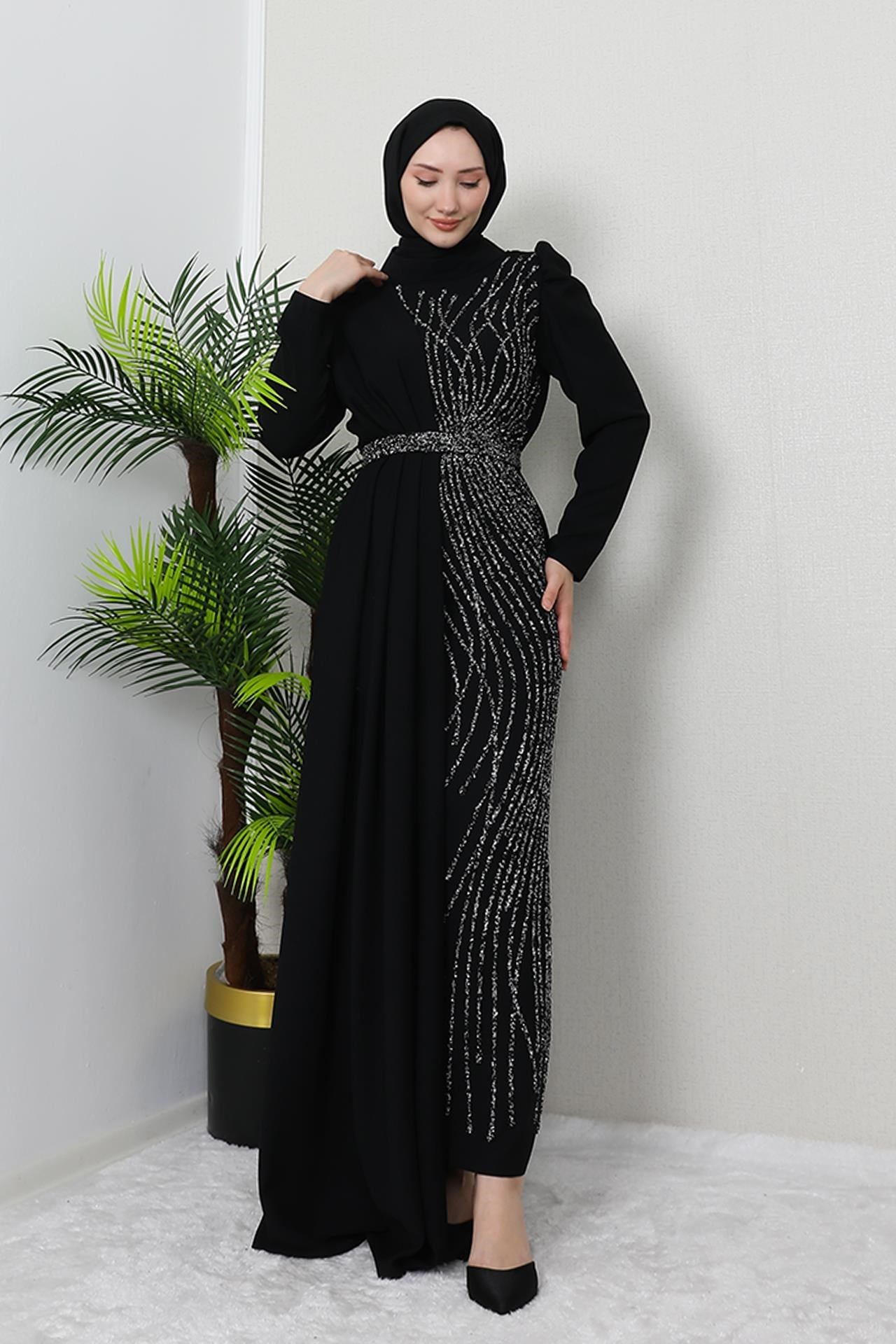 Serra Krep Elbise Siyah