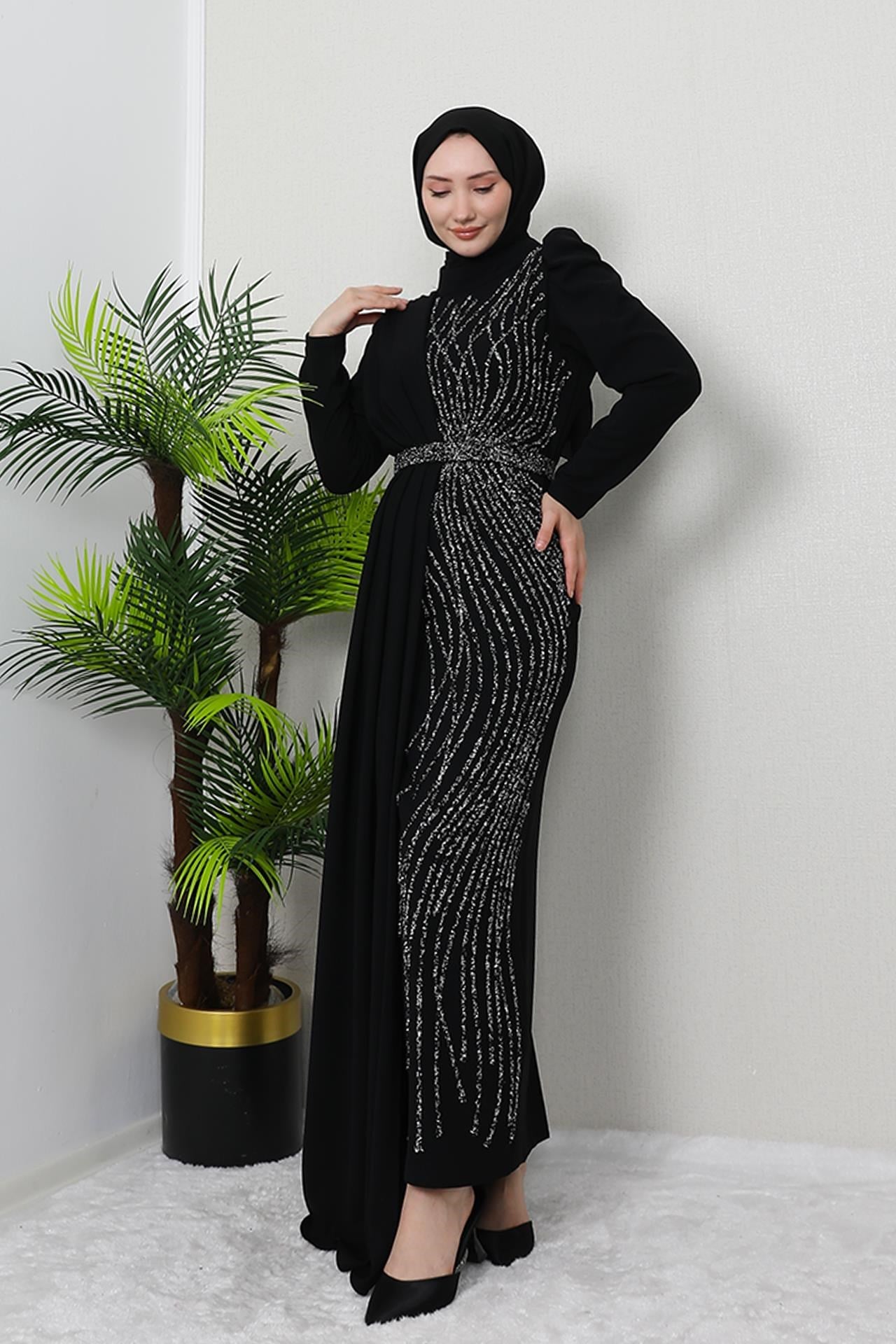 Serra Krep Elbise Siyah