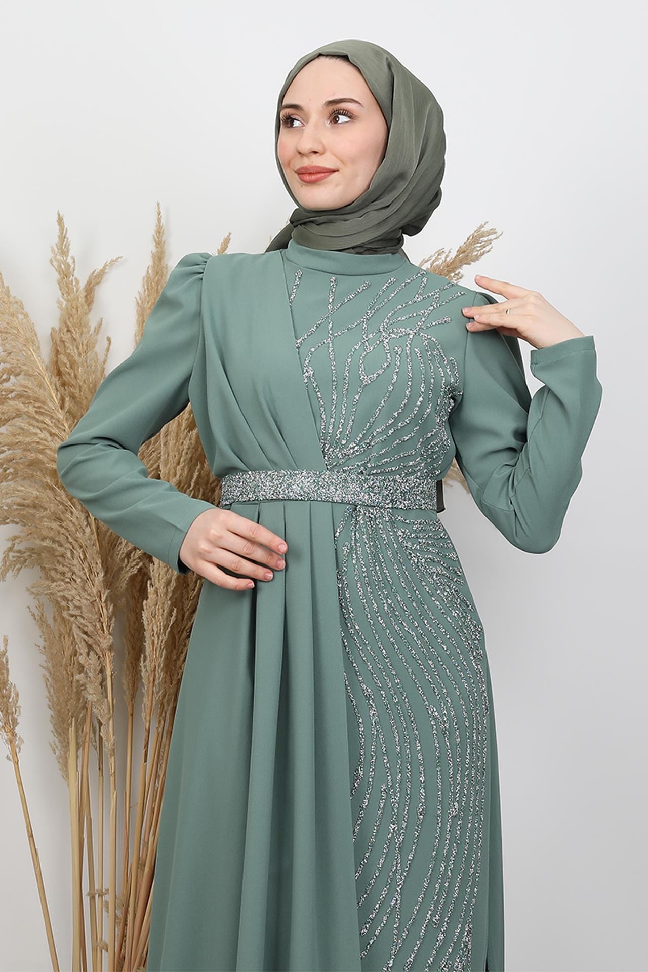 Serra Krep Elbise Soft Yeşil