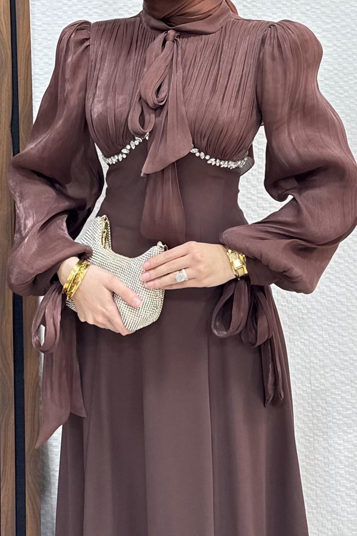 Tan Taş Detay Abiye Acı Kahve