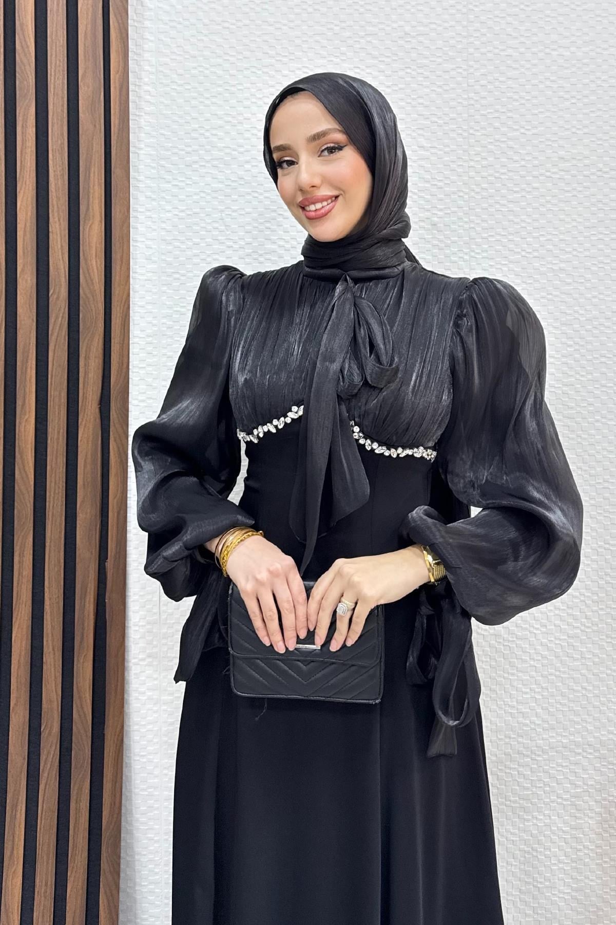 Tan Taş Detay Abiye Siyah