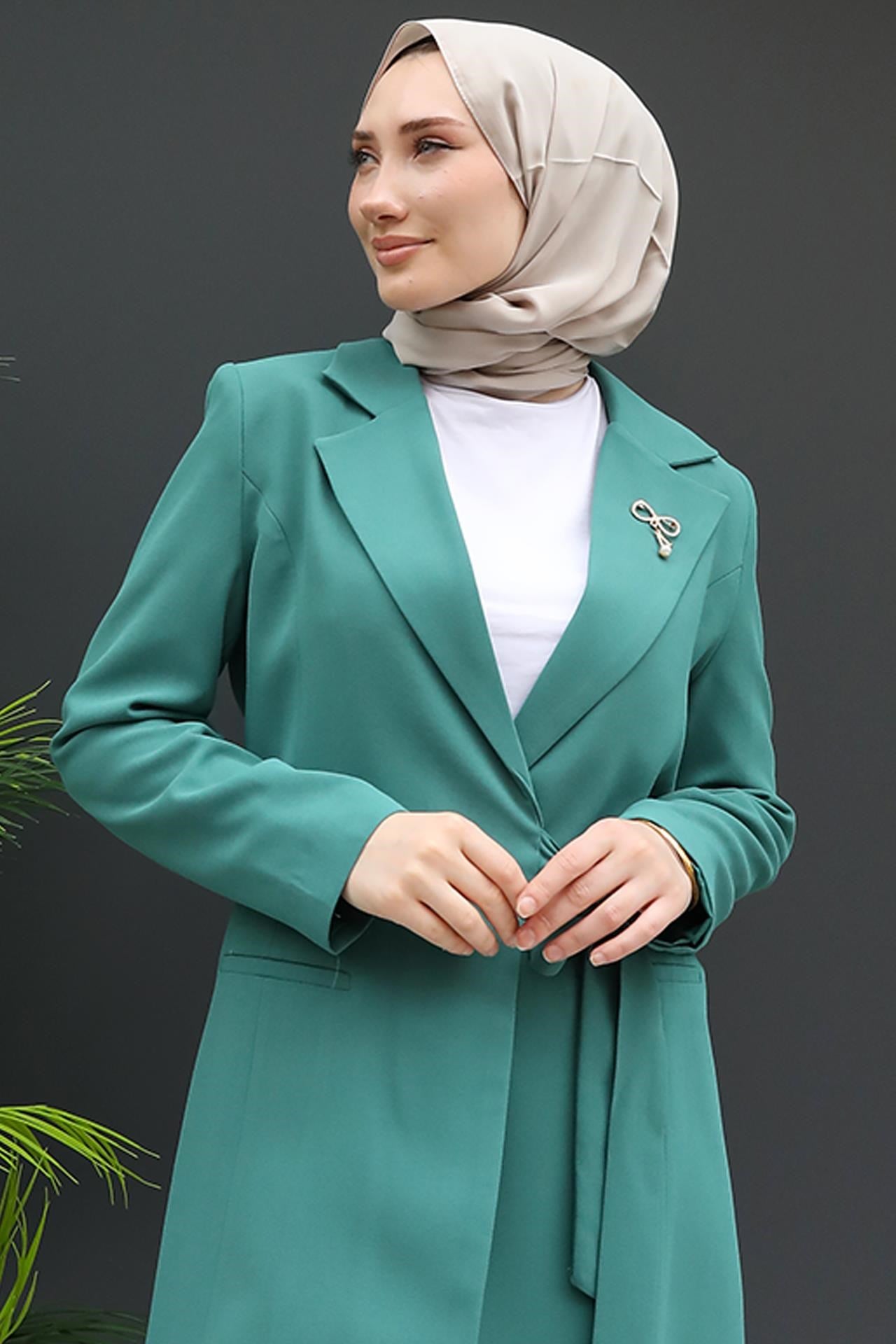 Taşlı Broşürlü Takım Yeşil