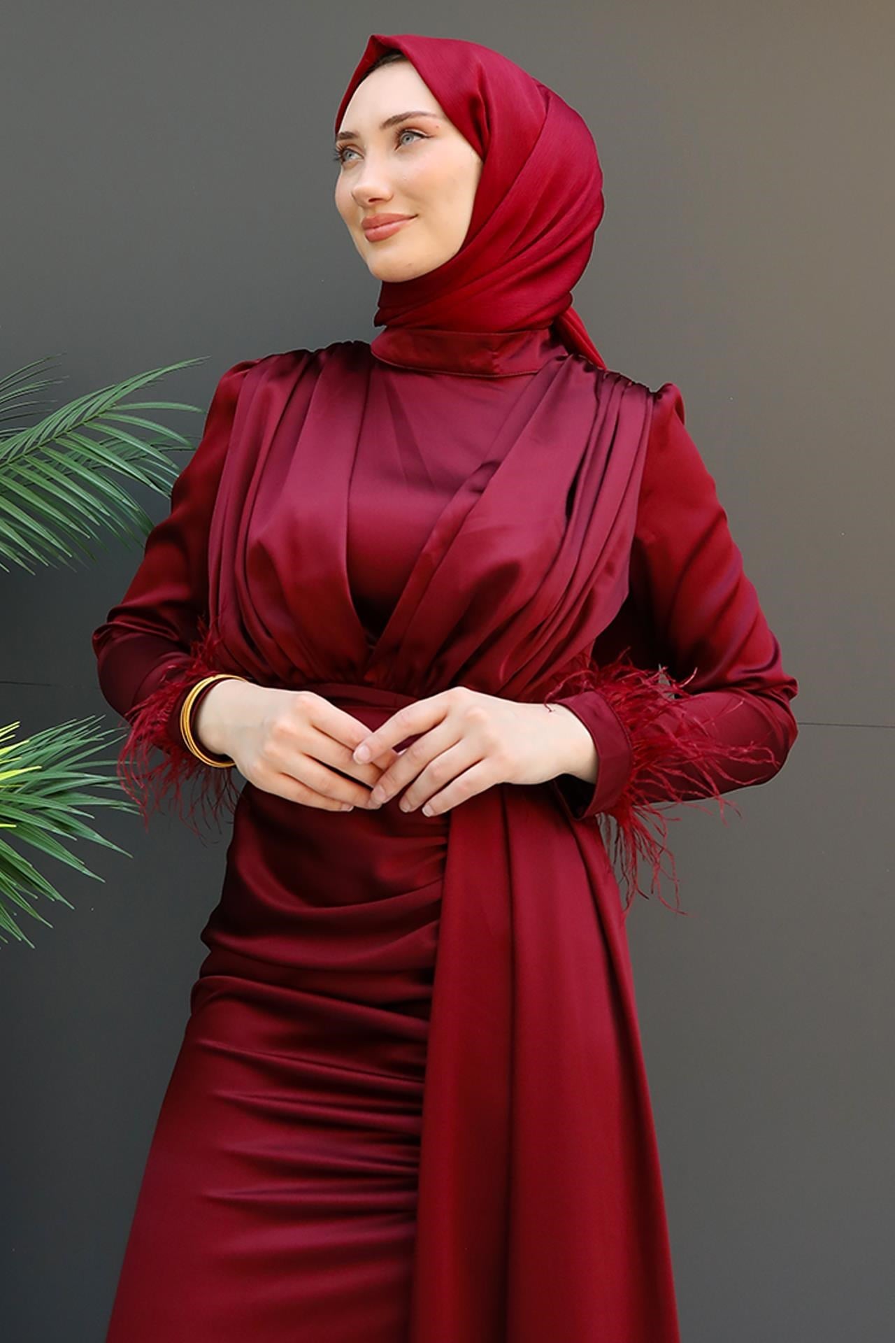 Tüylü Saten Tesettür Elbise Bordo
