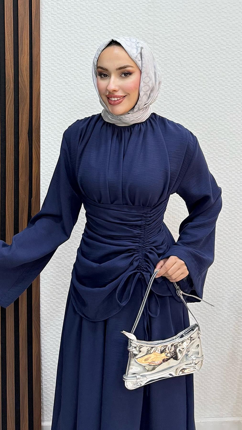 Yakası Önü Büzgülü Elbise Lacivert