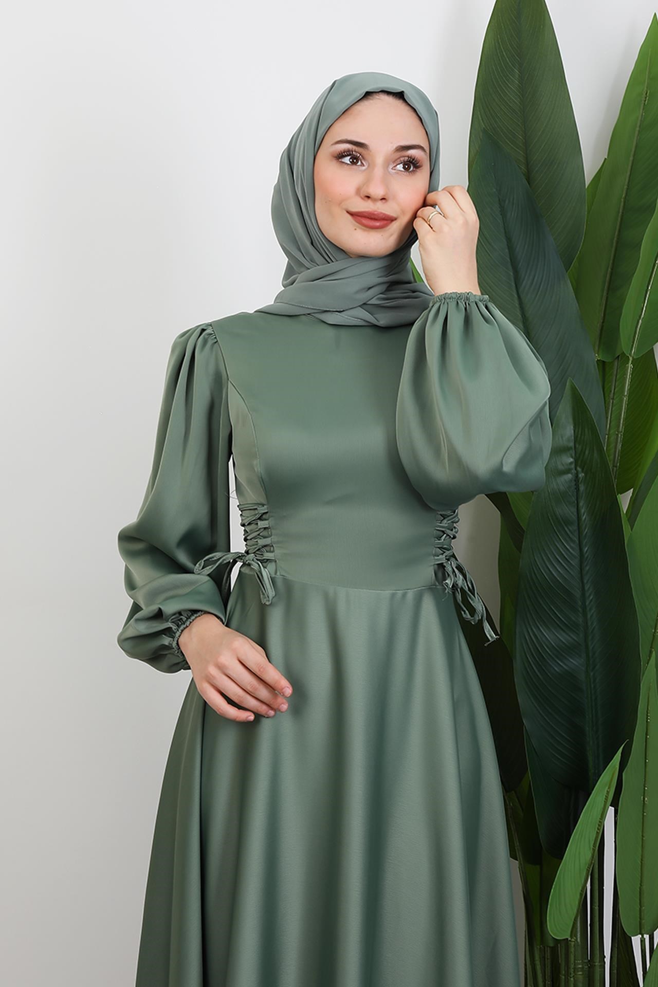 Yandan Bağcıklı Kloş Elbise Soft Yeşil