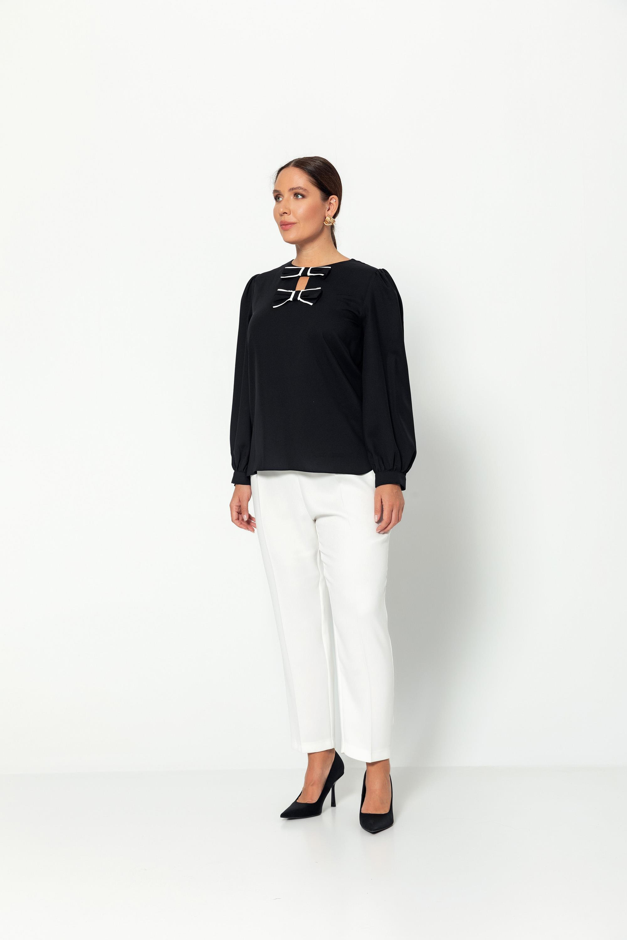 Bi̇yeli̇ Fi̇yonk Detaylı Uzun Kollu Rahat Kesi̇m Bluz Siyah