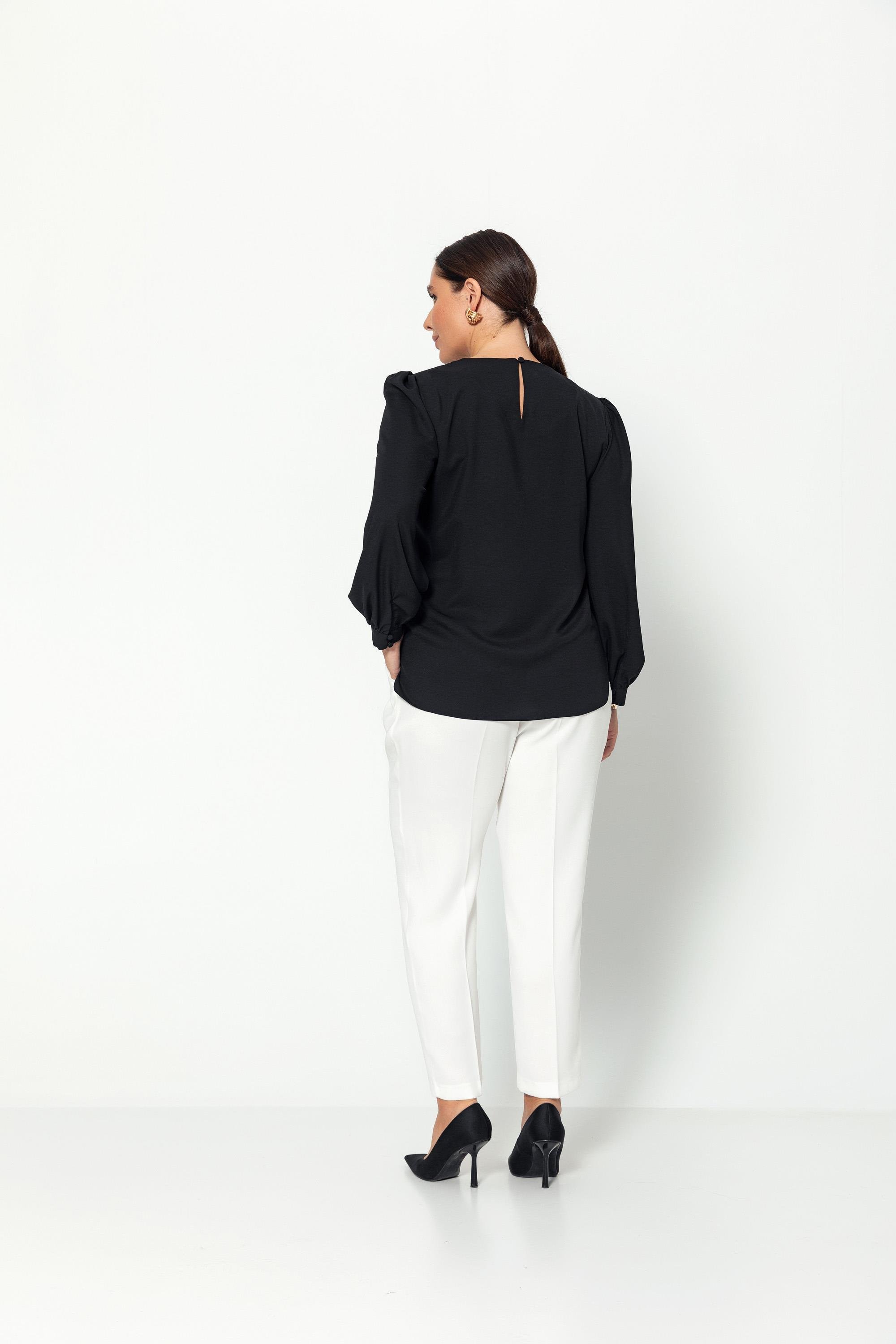 Bi̇yeli̇ Fi̇yonk Detaylı Uzun Kollu Rahat Kesi̇m Bluz Siyah