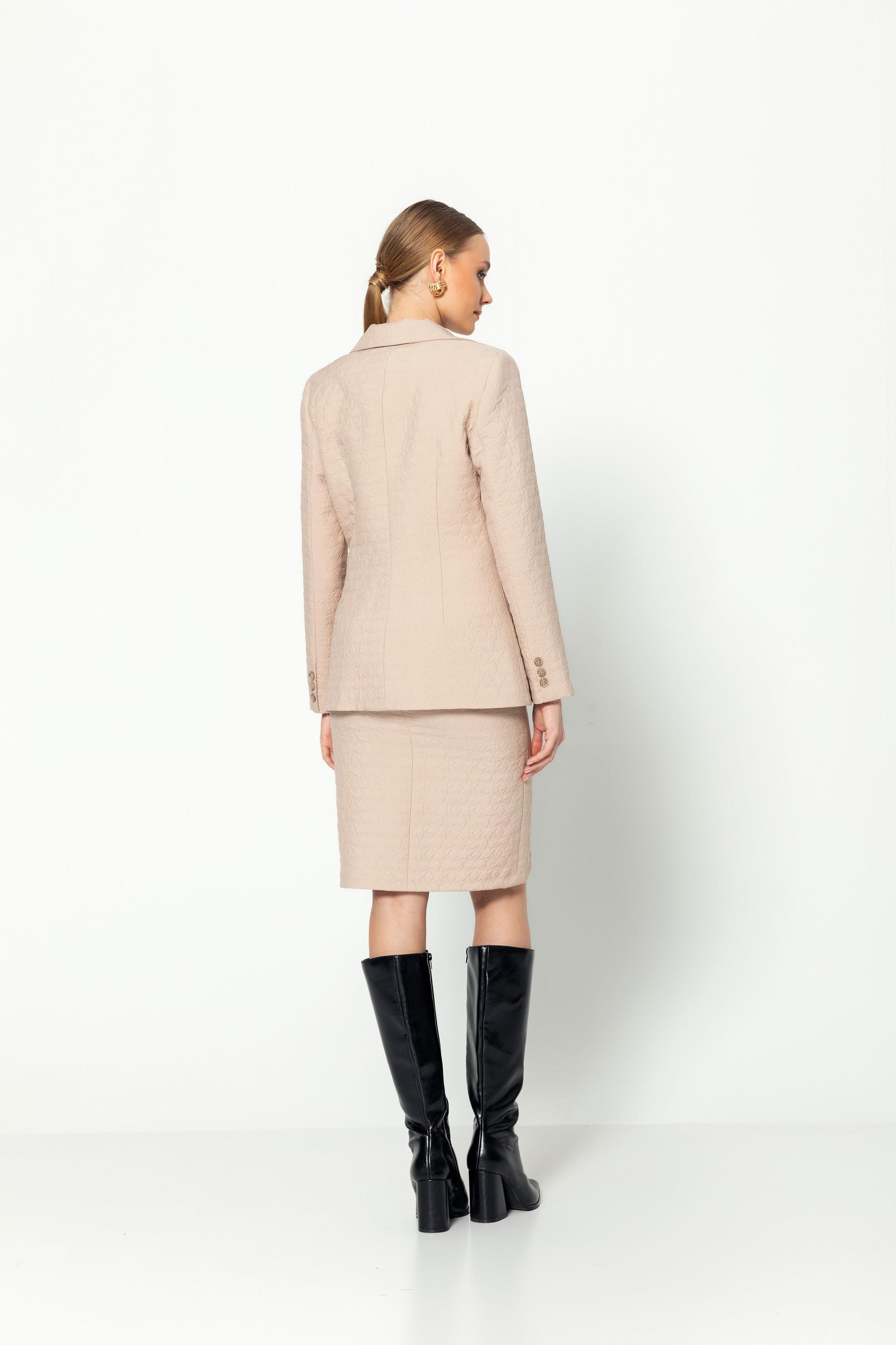 Cepli̇ Astarlı Kapi̇tone Jakar Desenli̇ Ceket Bej