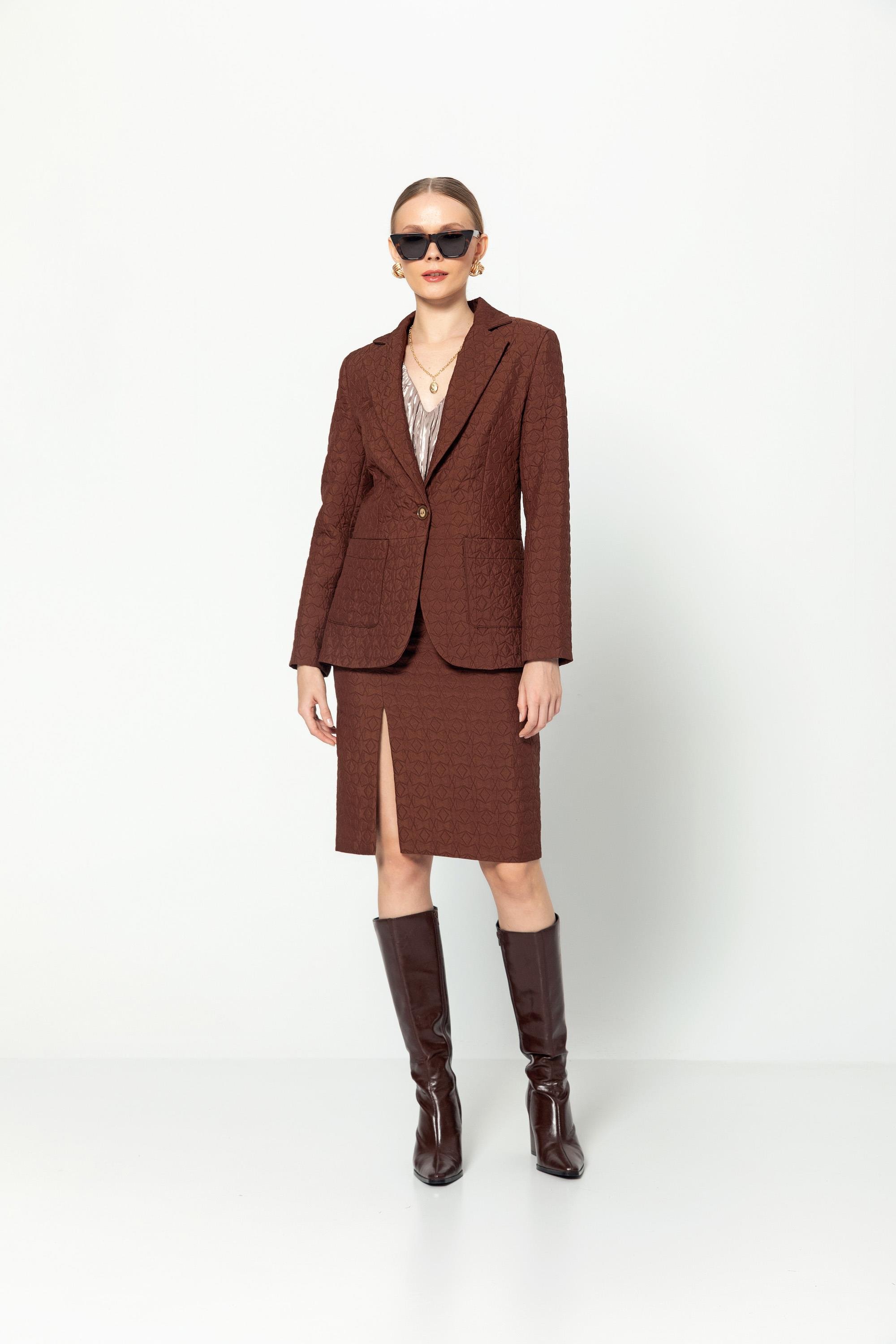 Cepli̇ Astarlı Kapi̇tone Jakar Desenli̇ Ceket Kahve