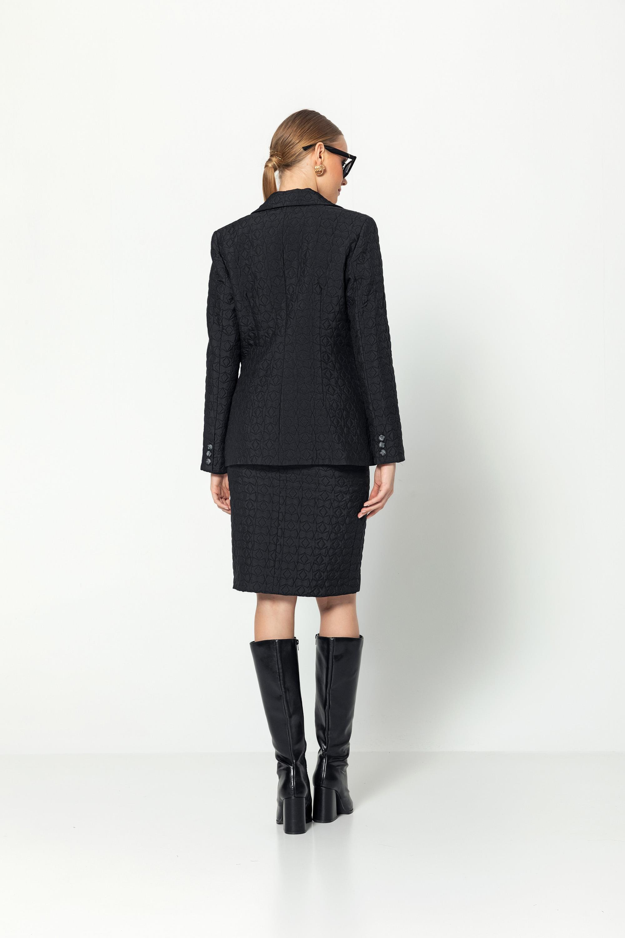 Cepli̇ Astarlı Kapi̇tone Jakar Desenli̇ Ceket Siyah