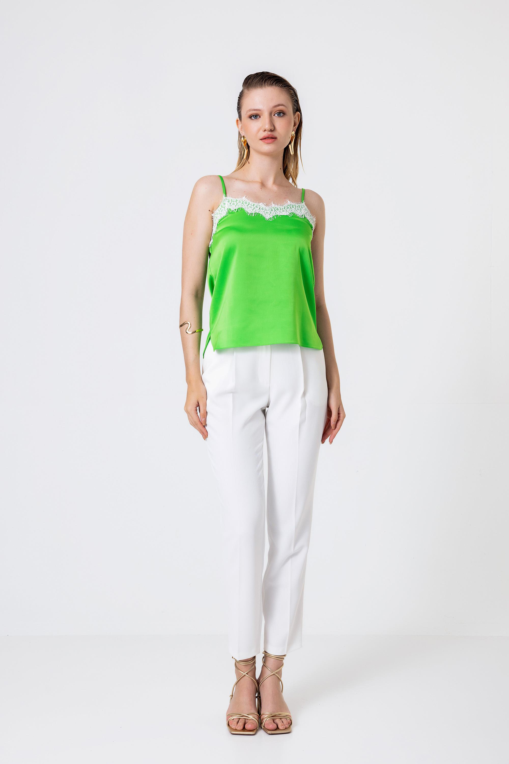 Dantel Detaylı İp Askılı Bluz Yeşil