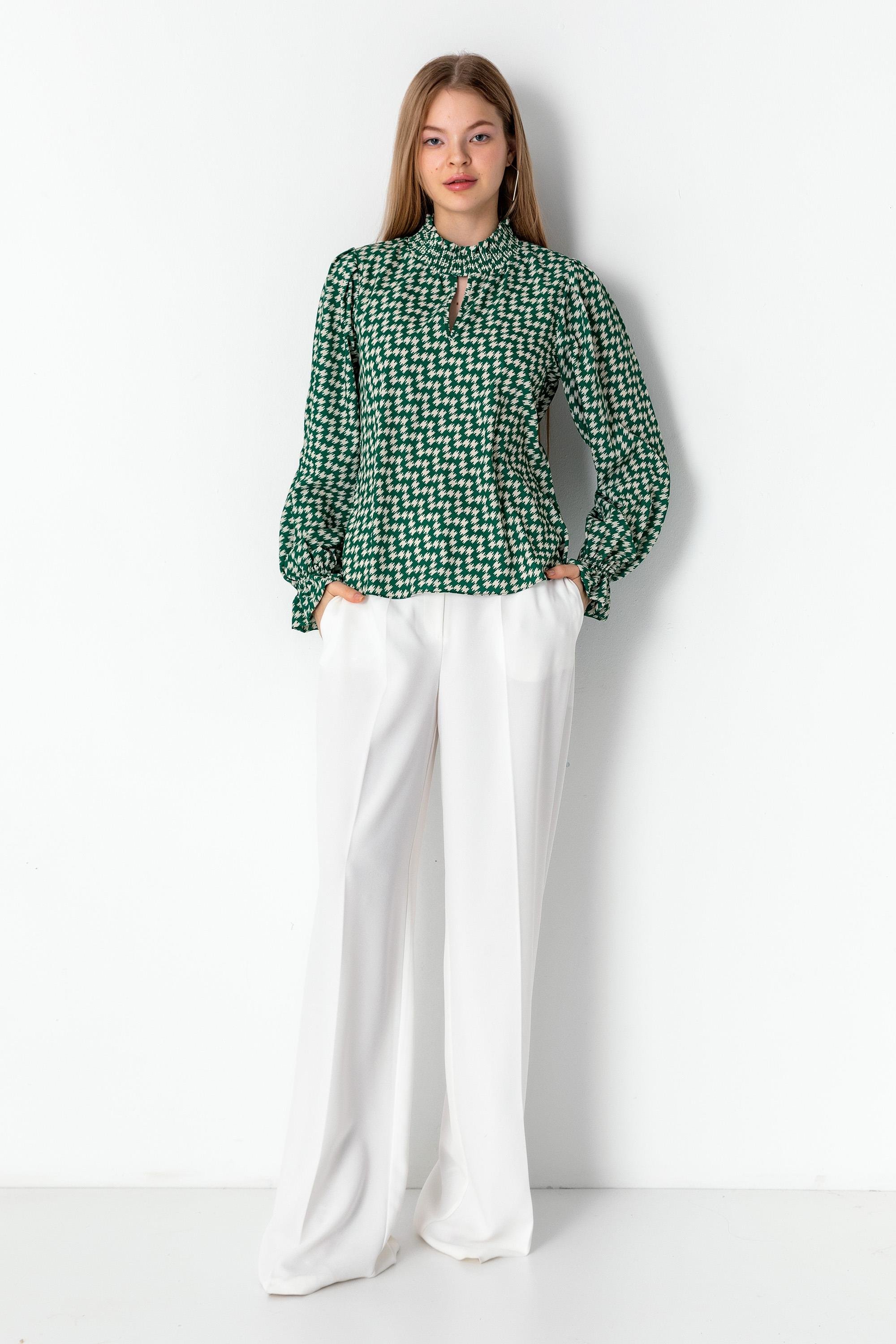 Desenli Gipe Yakalı Uzun Kollu Bluz Yeşil