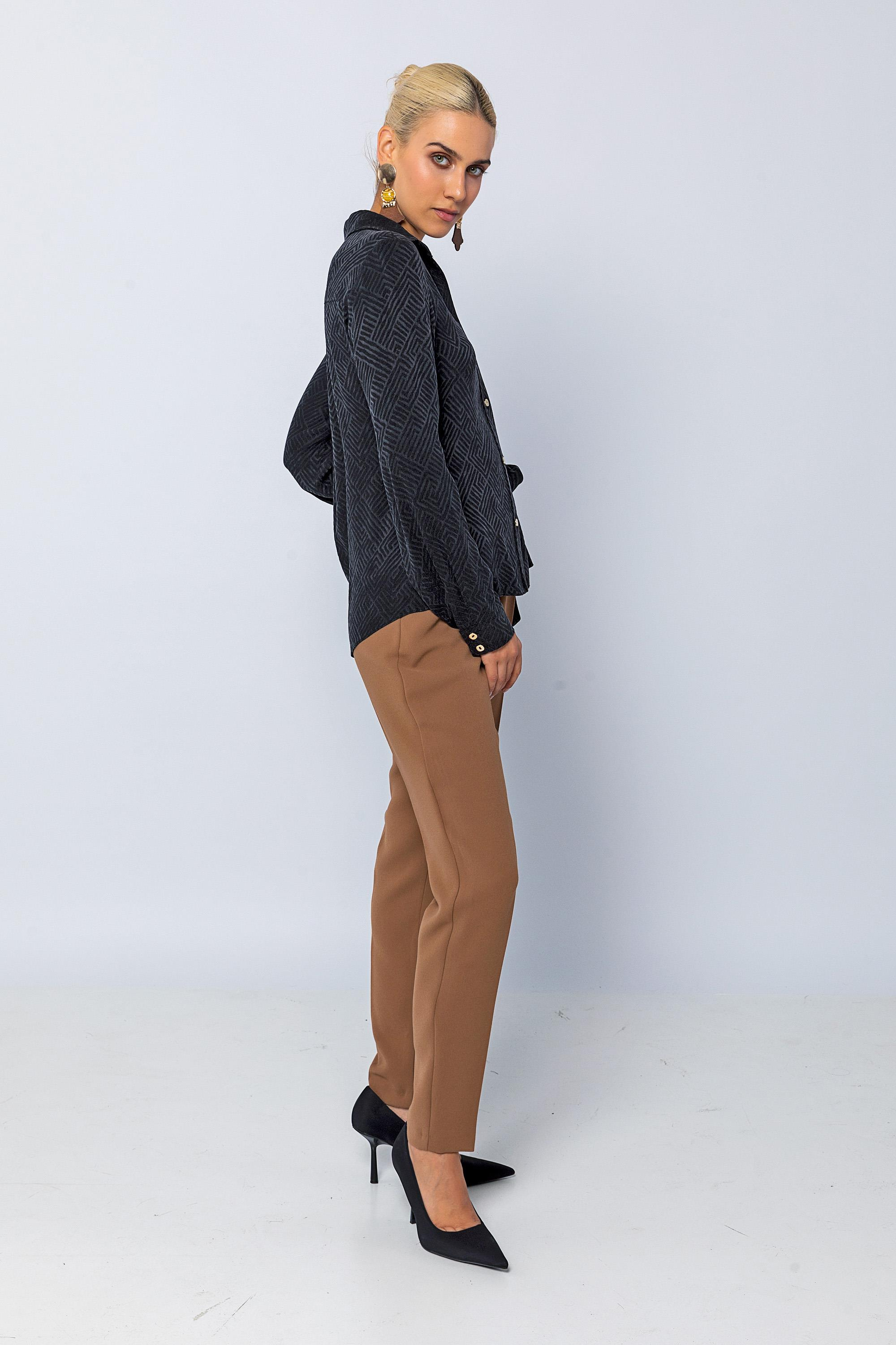 Jakarlı Uzun Kollu Yandan Bağcıklı Gömlek Siyah