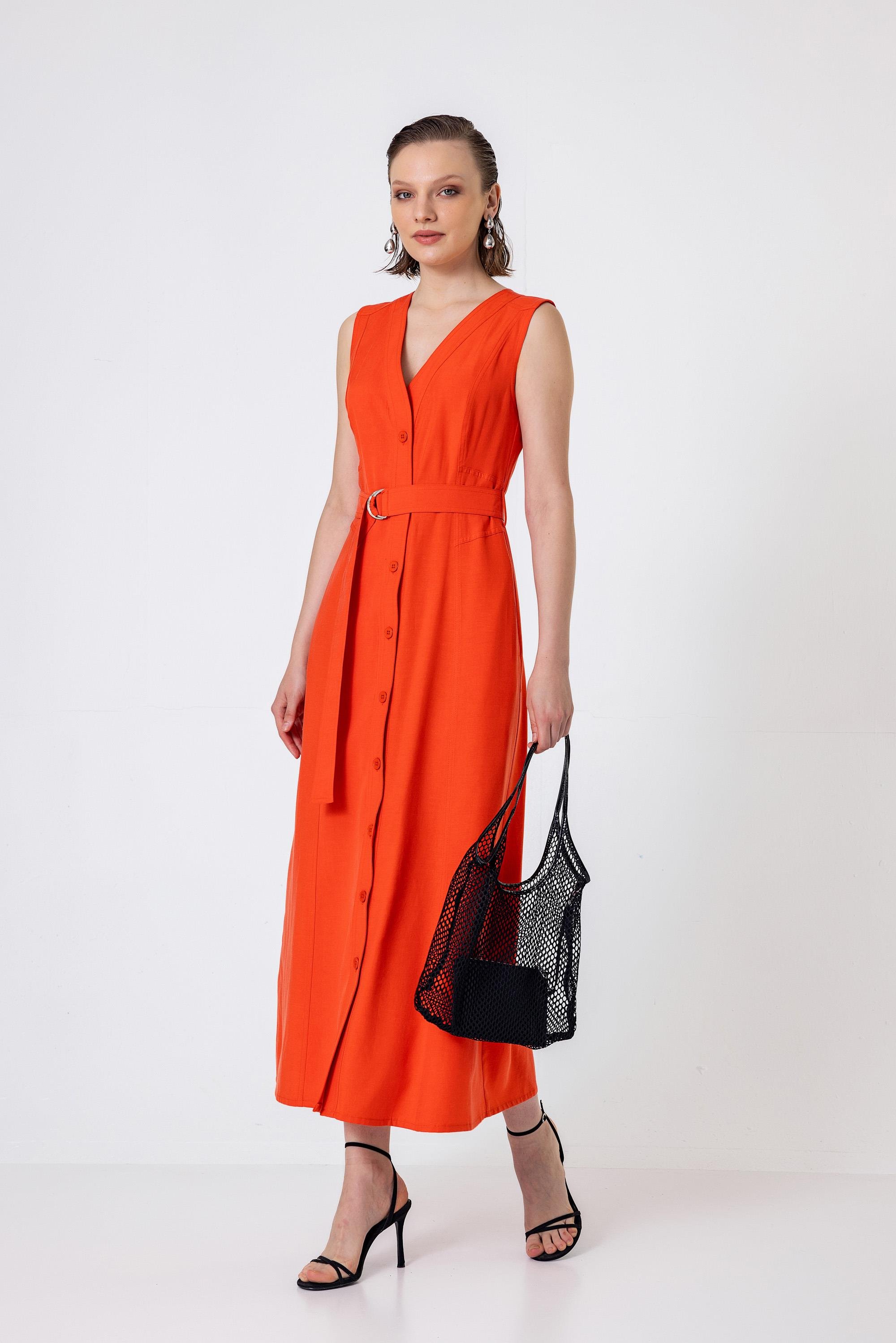 Kemerli V Yakalı Düğmeli Midi Boy Elbise Turuncu