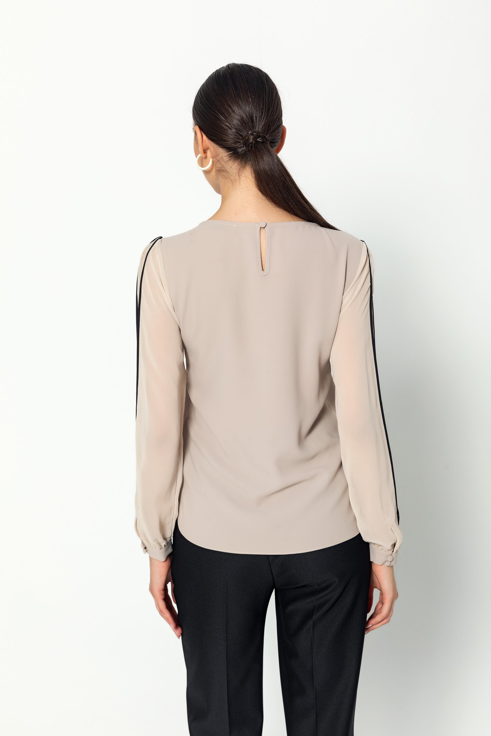 Kol Biye Detaylı Şifon Kollu Rahat Kesim Bluz Bej