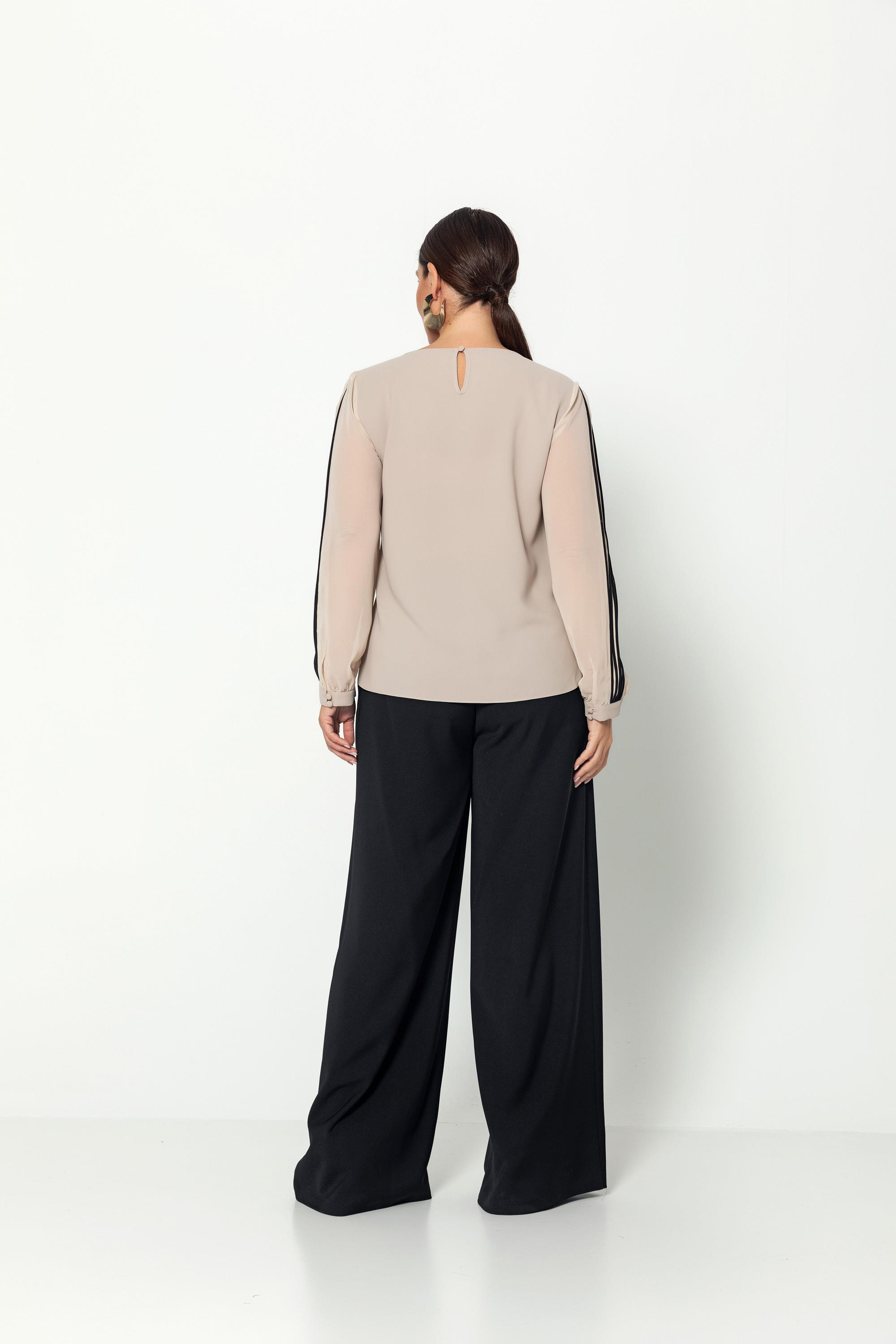 Kol Biye Detaylı Şifon Kollu Rahat Kesim Bluz Bej