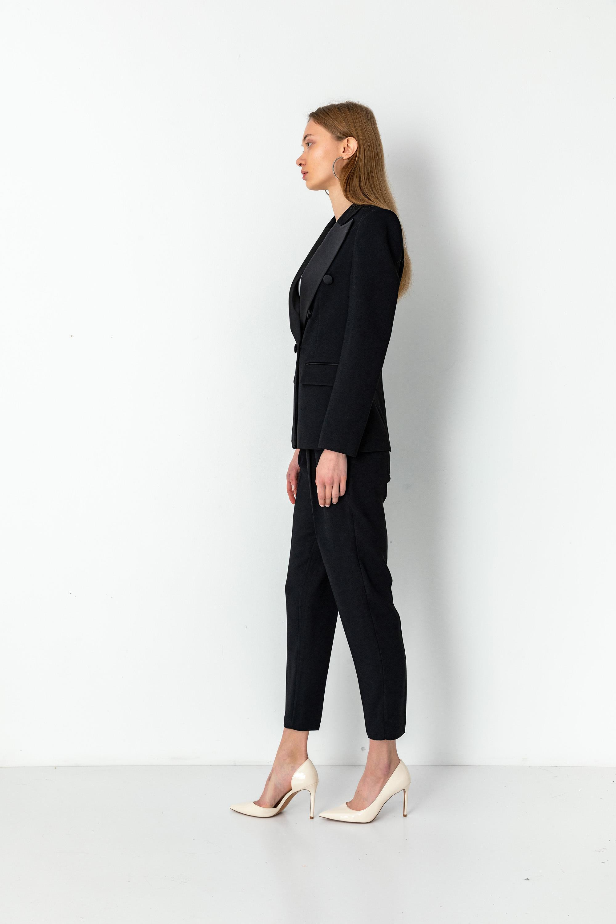 Krep Kumaşlı Kruvaze Yaka Astarlı Ceket ve Havuç Paça Pantolon Takım Siyah