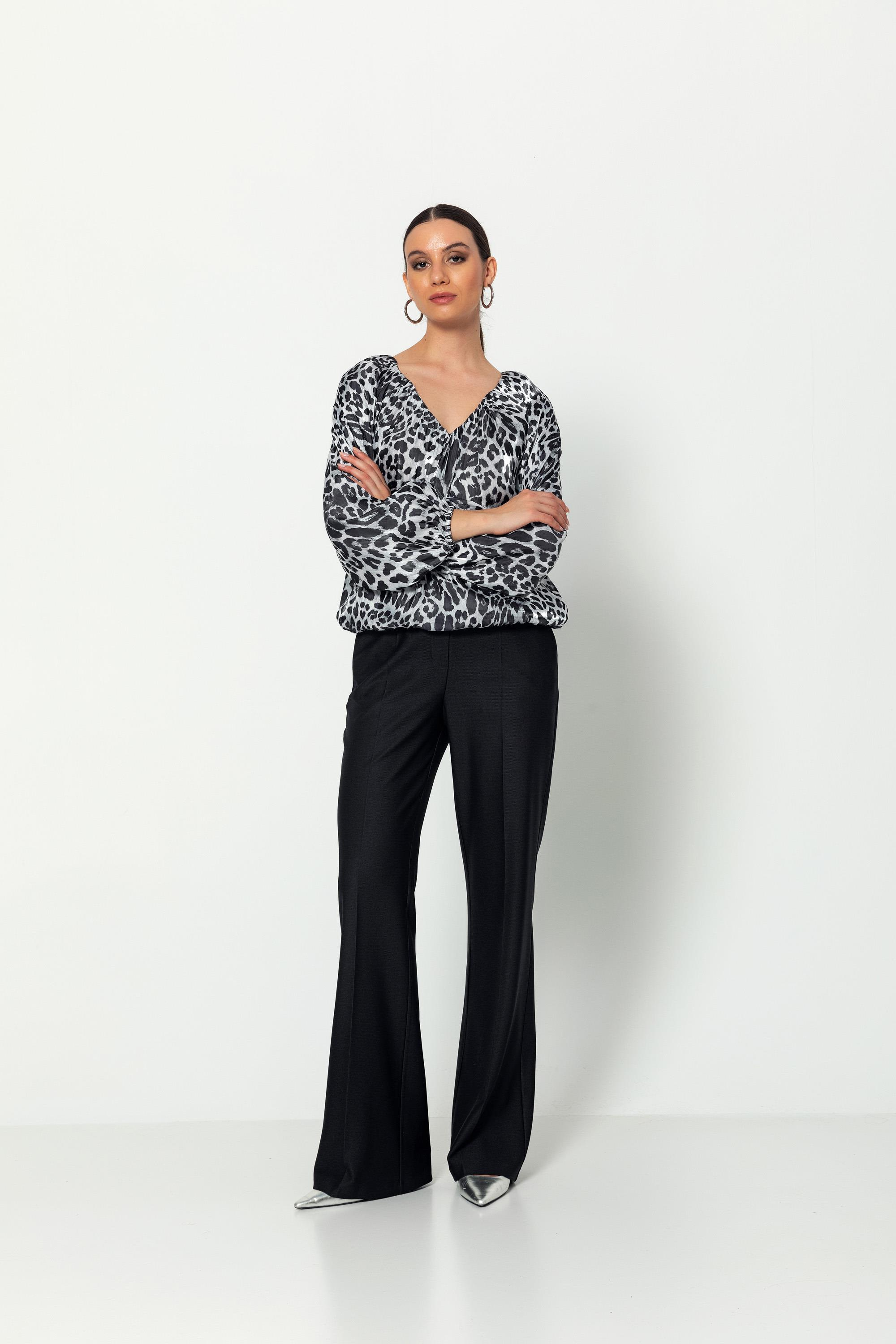 Leopar Desenli̇ V Yaka  Uzun Kollu Balon  Bluz Siyah-Beyaz