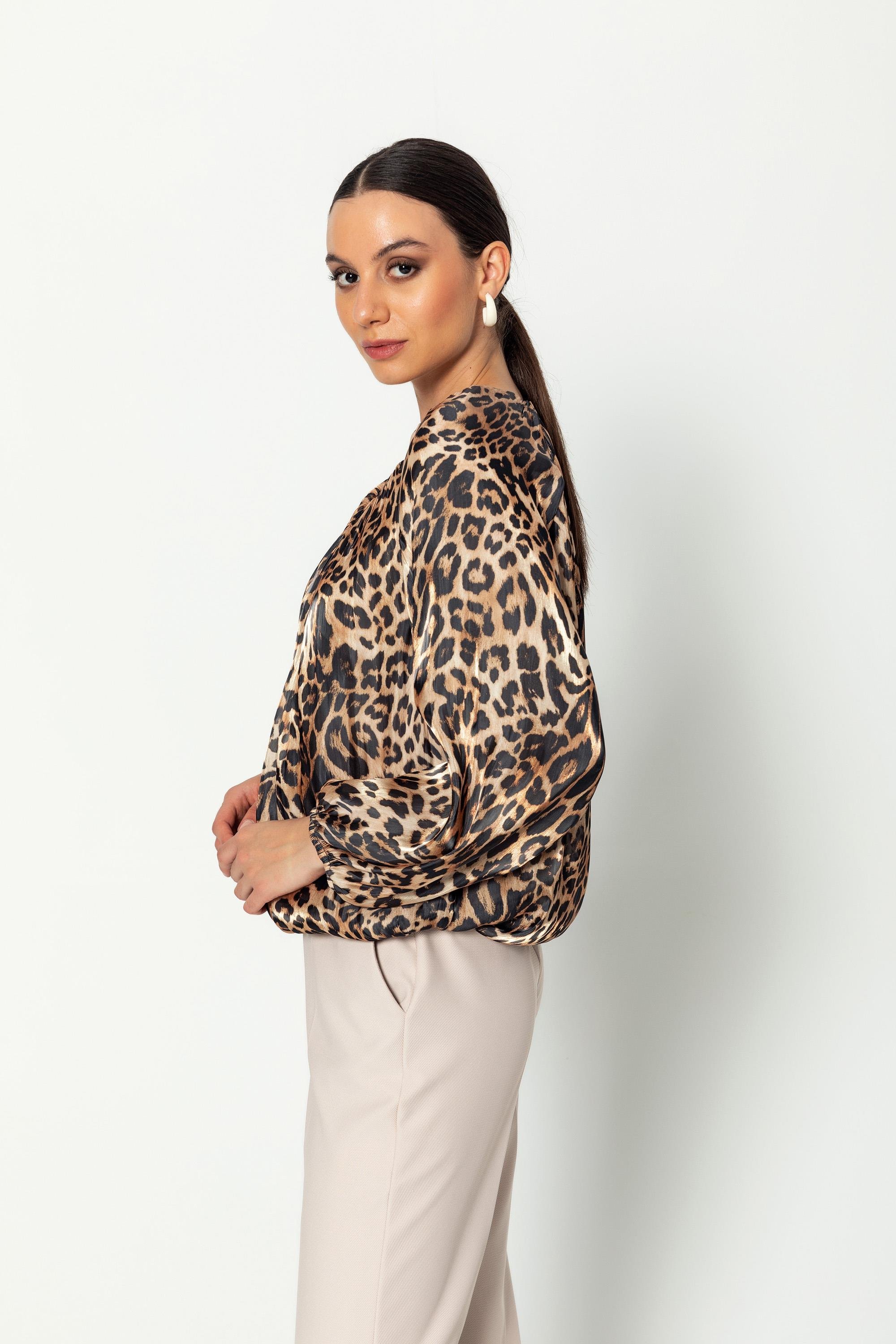 Leopar Desenli̇ V Yaka  Uzun Kollu Balon  Bluz Kahverengi