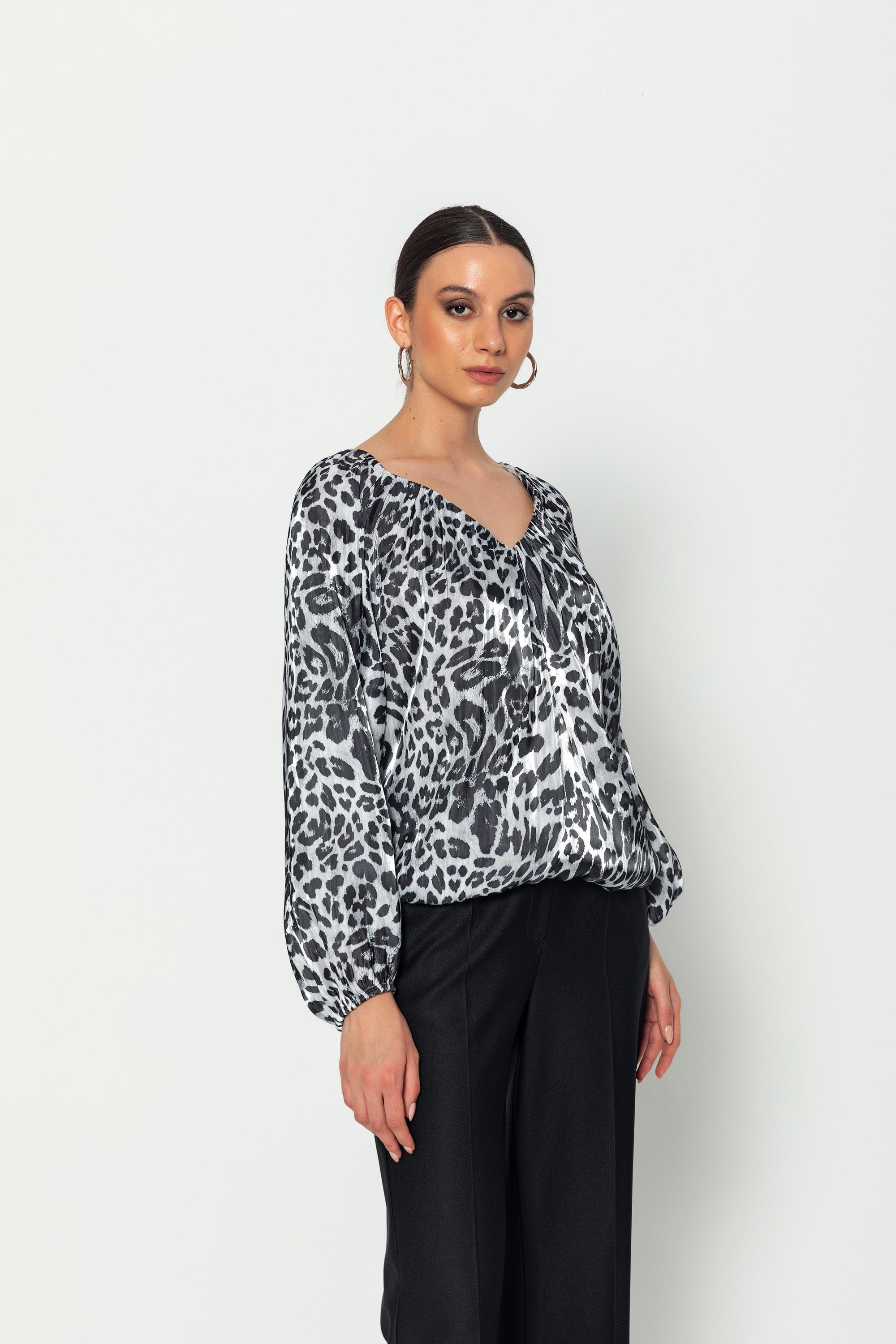 Leopar Desenli̇ V Yaka  Uzun Kollu Balon  Bluz Siyah-Beyaz